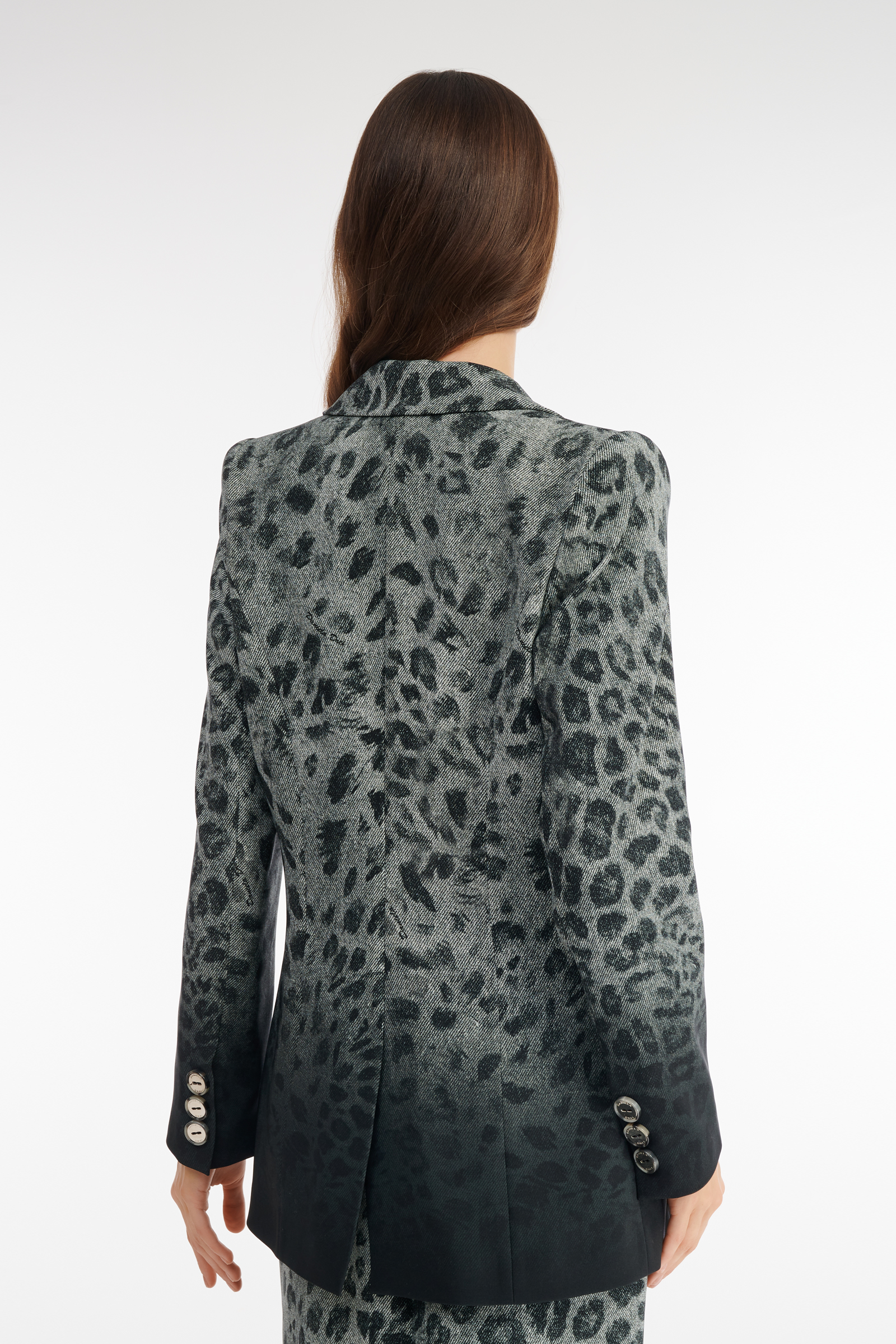 Однобортный пиджак с анималистичным принтом Бренд Daniela Drei