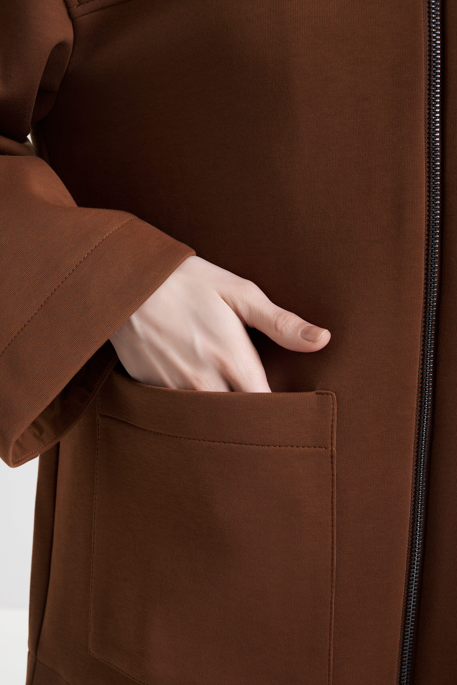 Хлопковая толстовка с накладными карманами Бренд MM