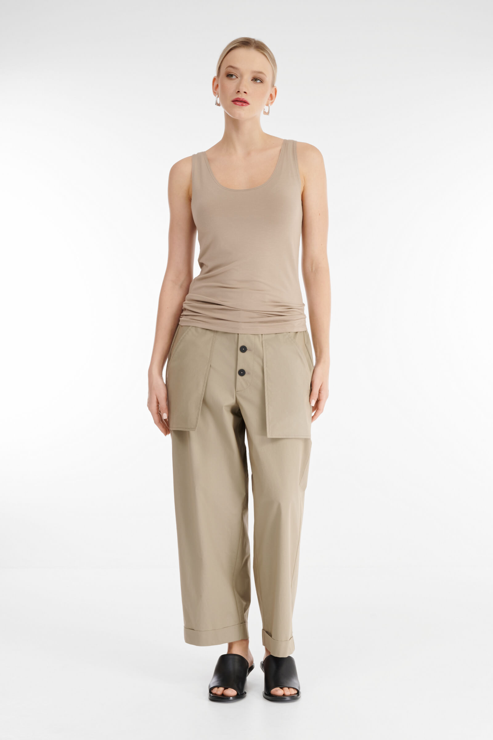 Майка на широких бретелях Бренд Sarah Pacini