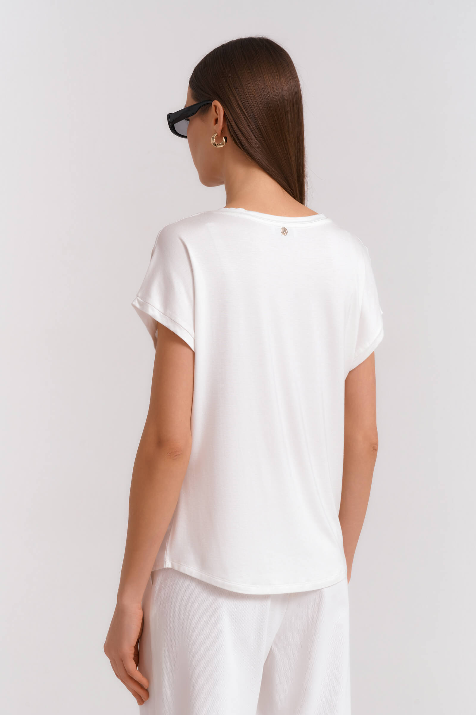 Футболка с цветочным принтом Бренд Diana Gallesi