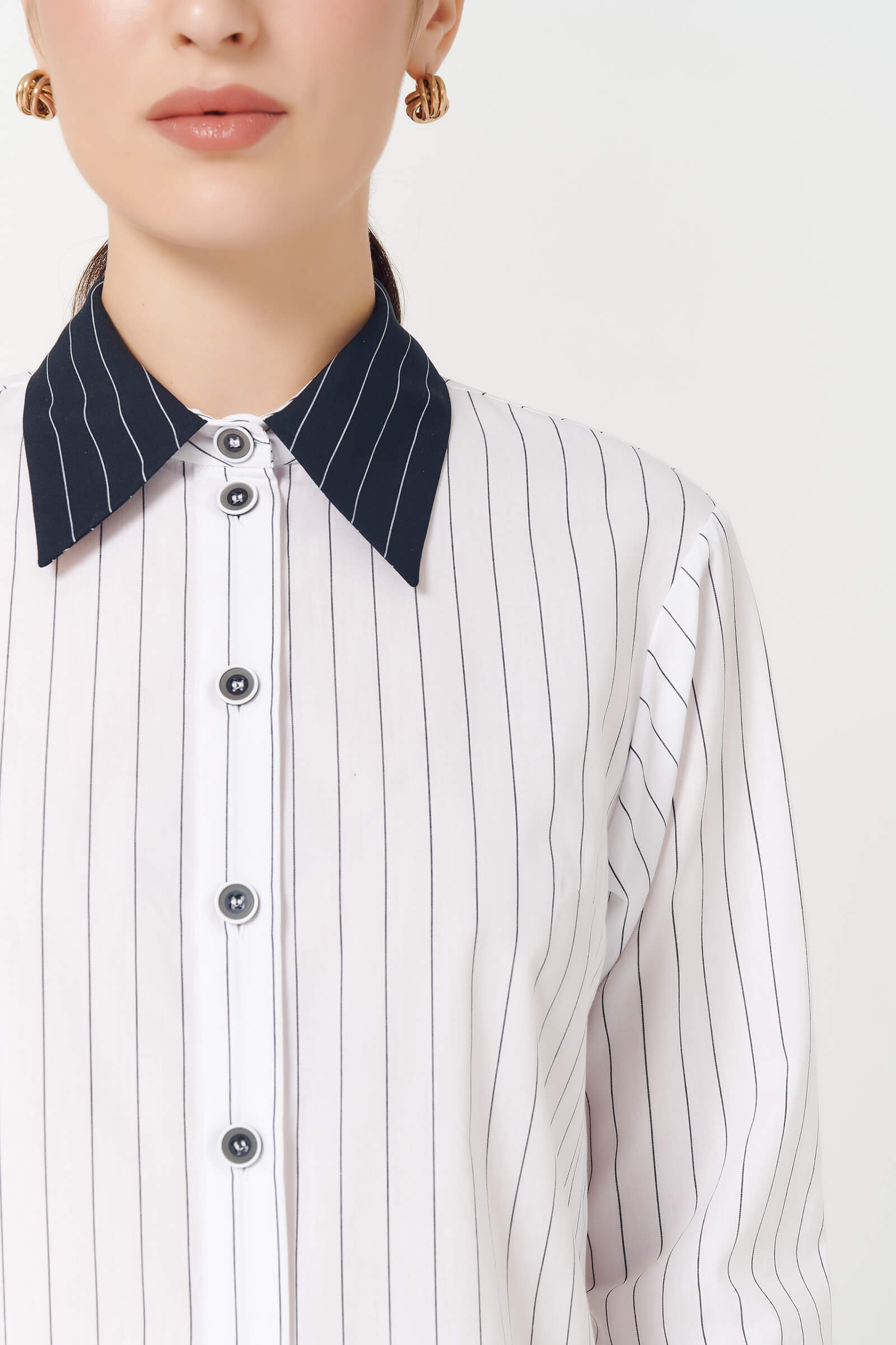 Рубашка с контрастным воротником Бренд Caterina Leman