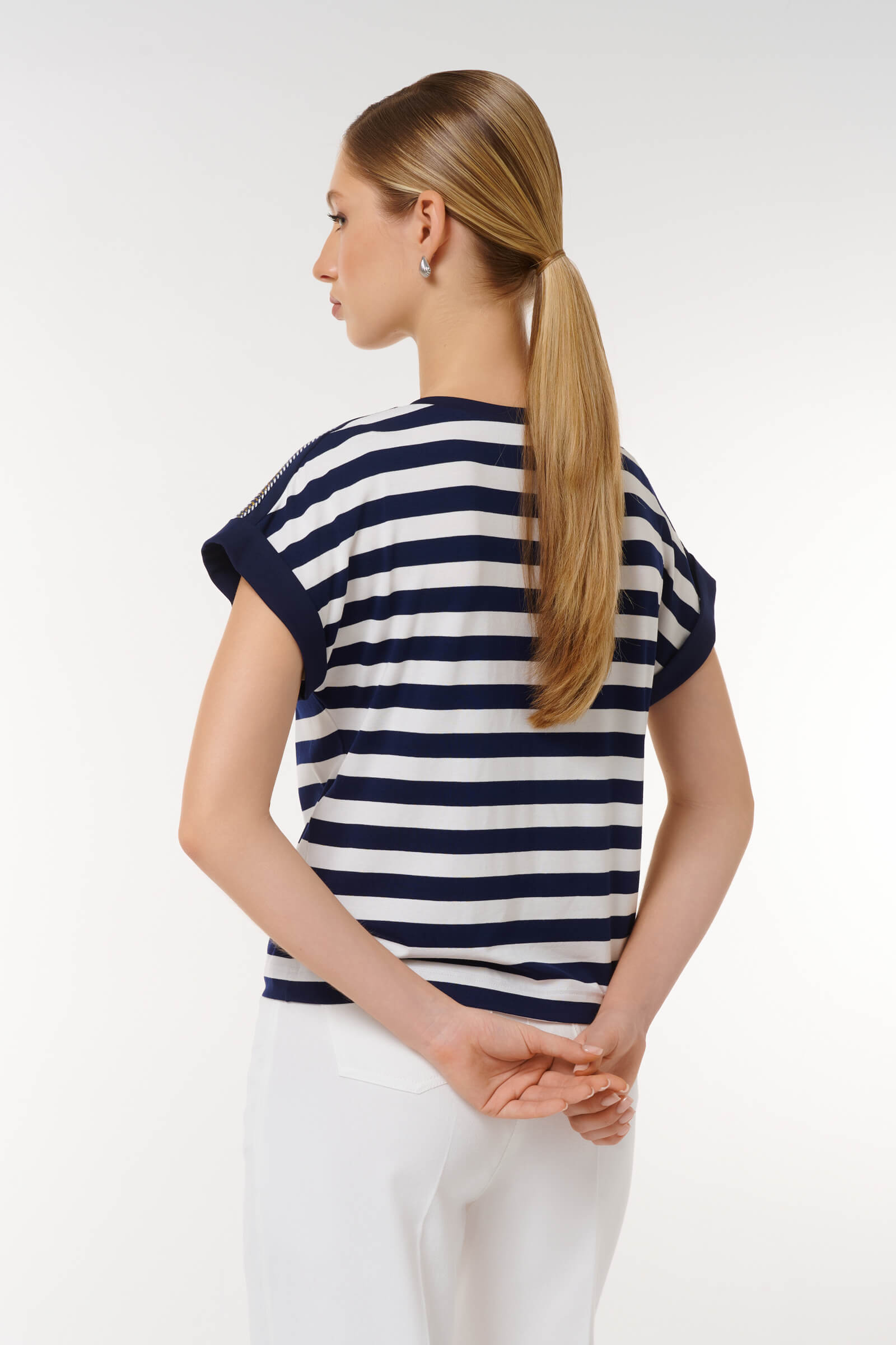 Футболка с вышивкой Бренд Caterina Leman