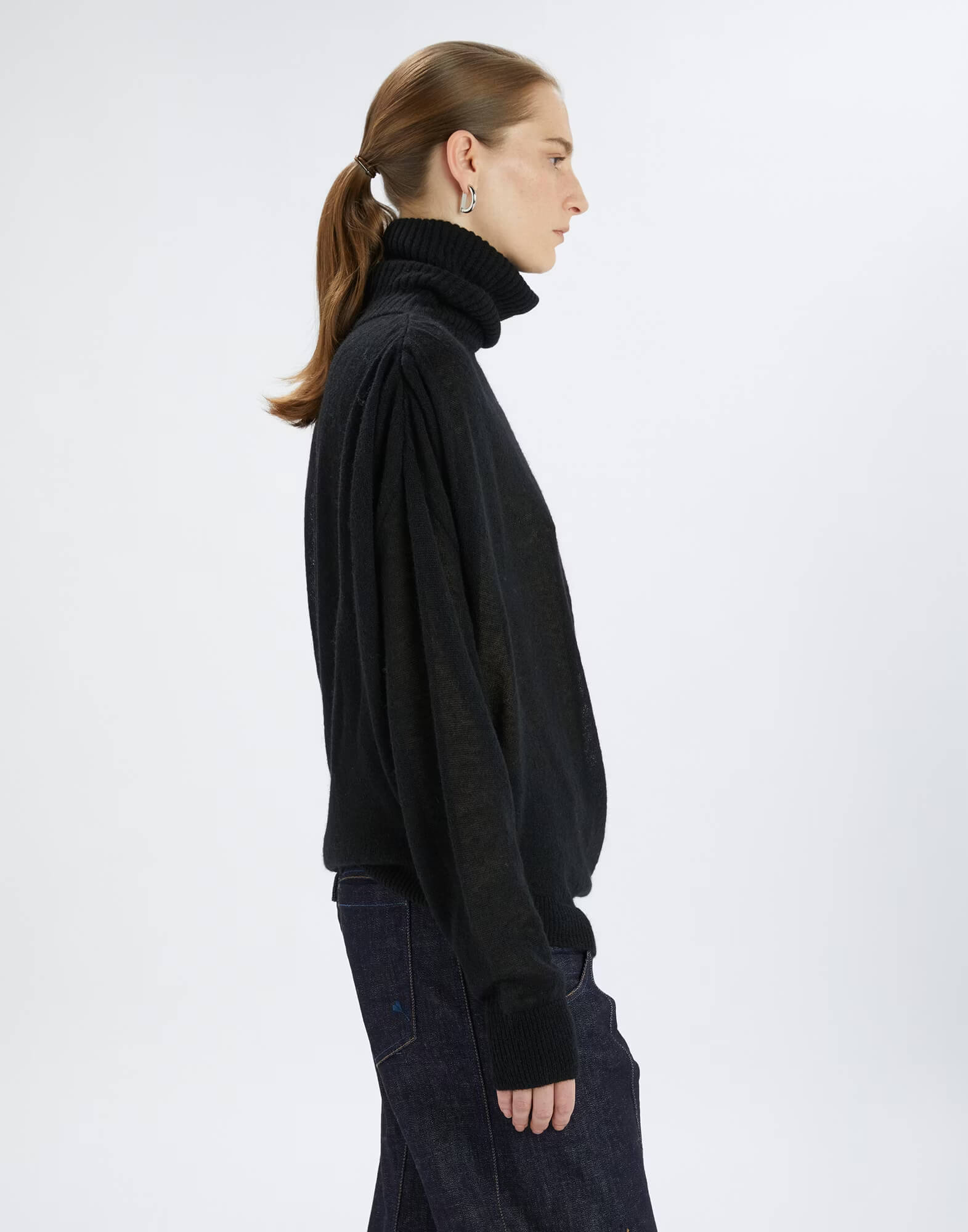 Асимметричная водолазка Бренд High