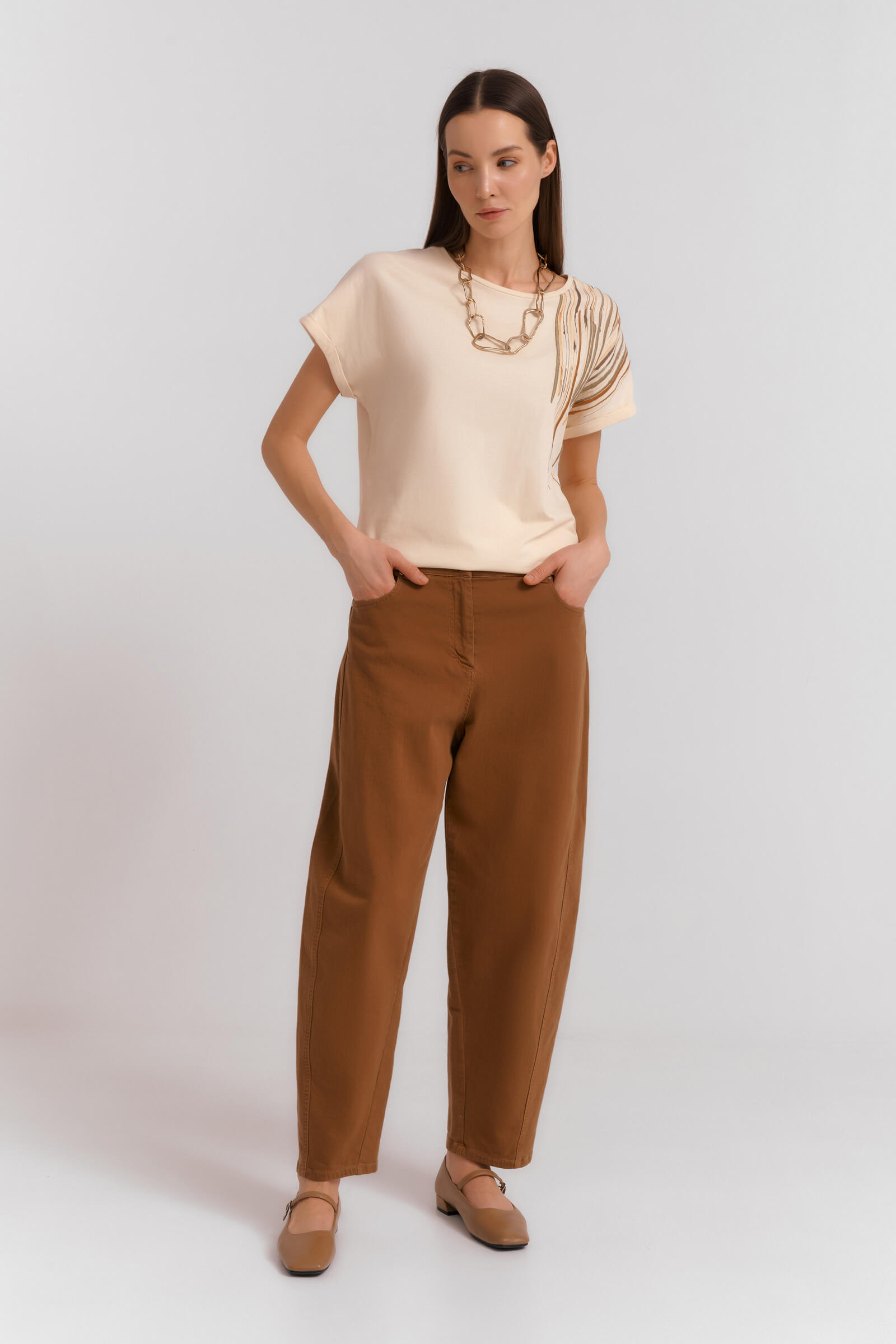 Зауженные джинсы бананы Бренд Diana Gallesi