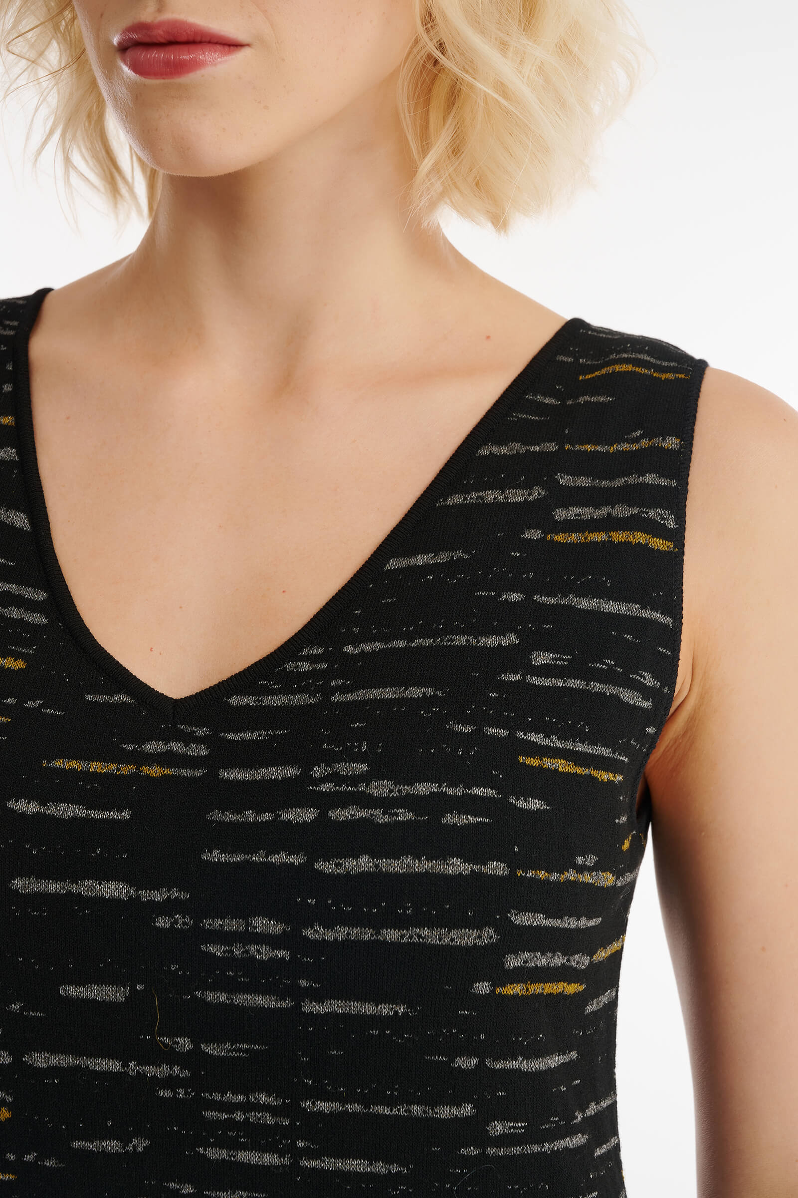 Трикотажное платье без рукавов Бренд Sarah Pacini