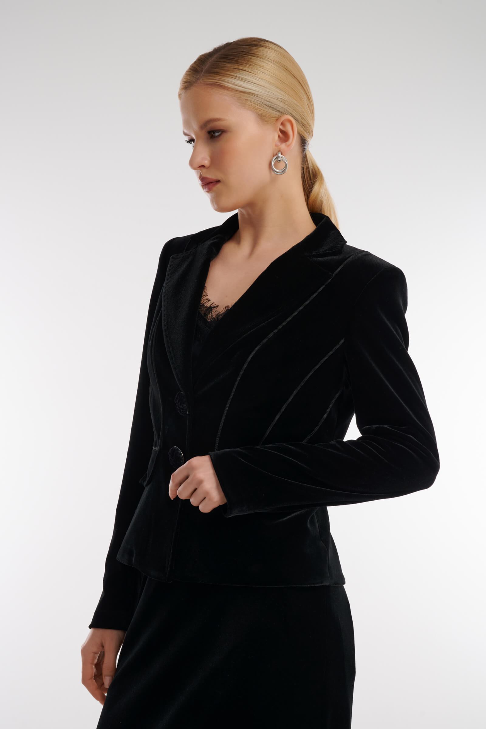 Бархатный жакет с английским воротником Бренд Caterina Leman