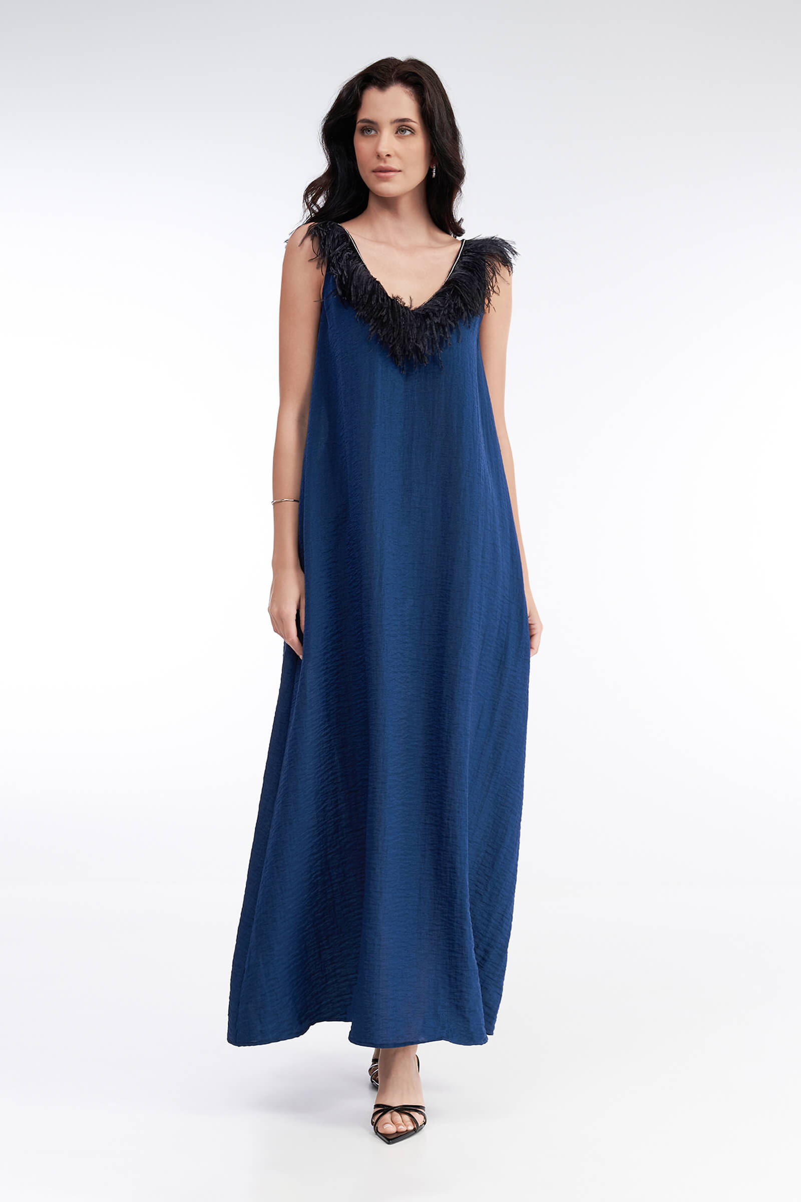 Платье макси с перьями Бренд Rocco Ragni