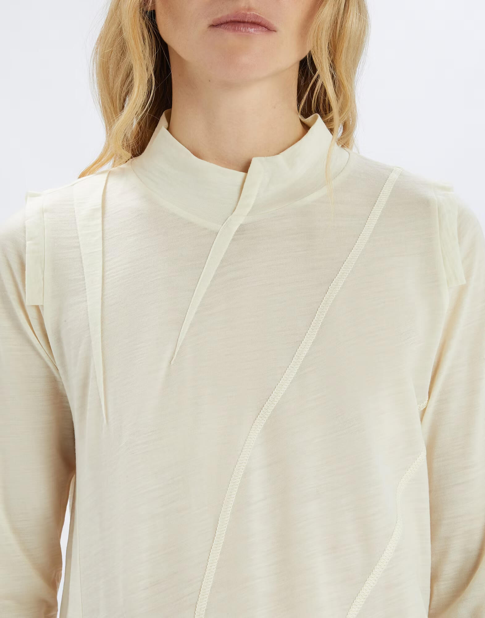 Асимметричная водолазка Бренд High