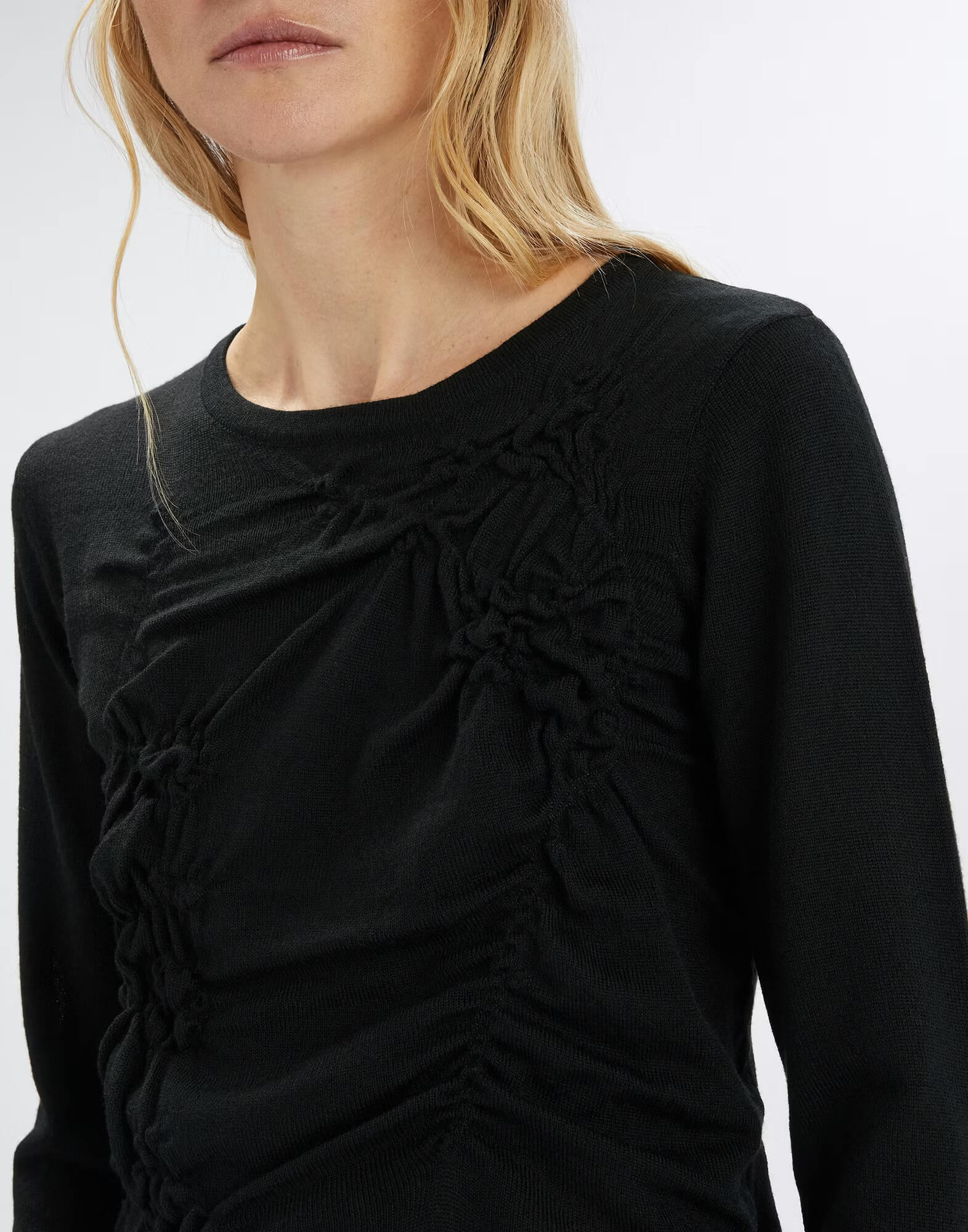 Джемпер со сборками Бренд High