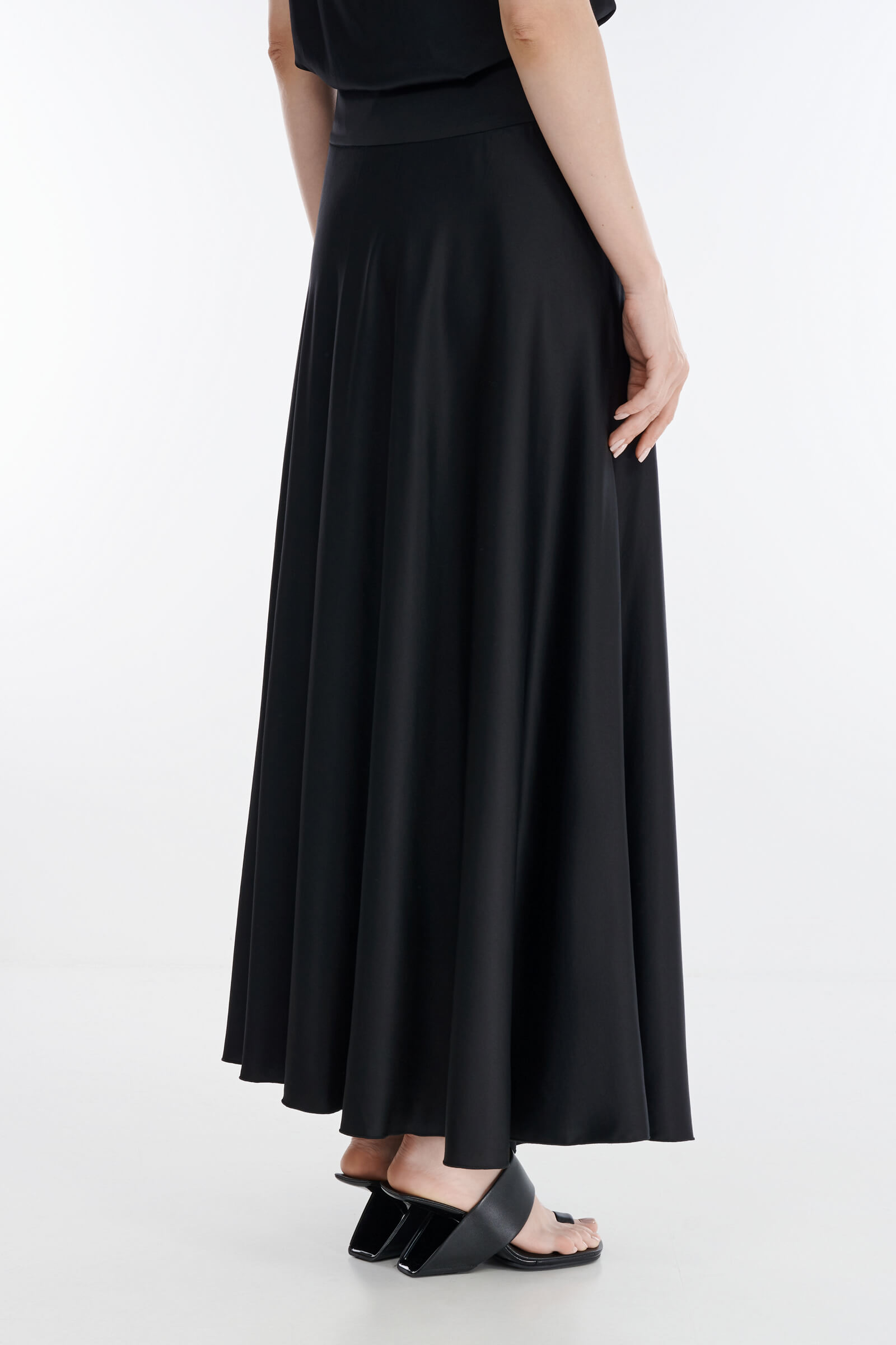 Длинная расклешенная юбка Бренд Sarah Pacini