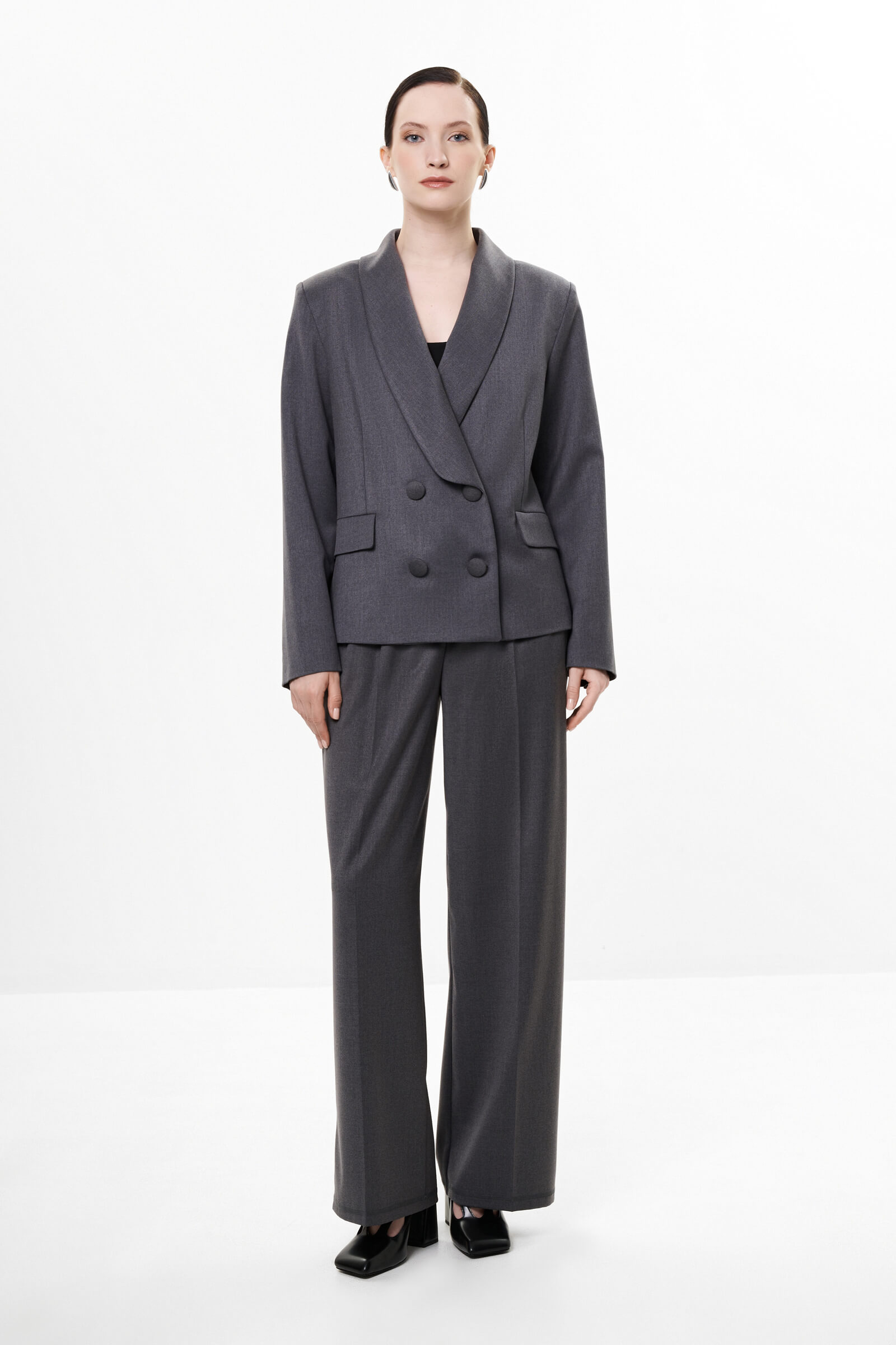 Двубортный пиджак с шалевым воротником Бренд Milva Mi