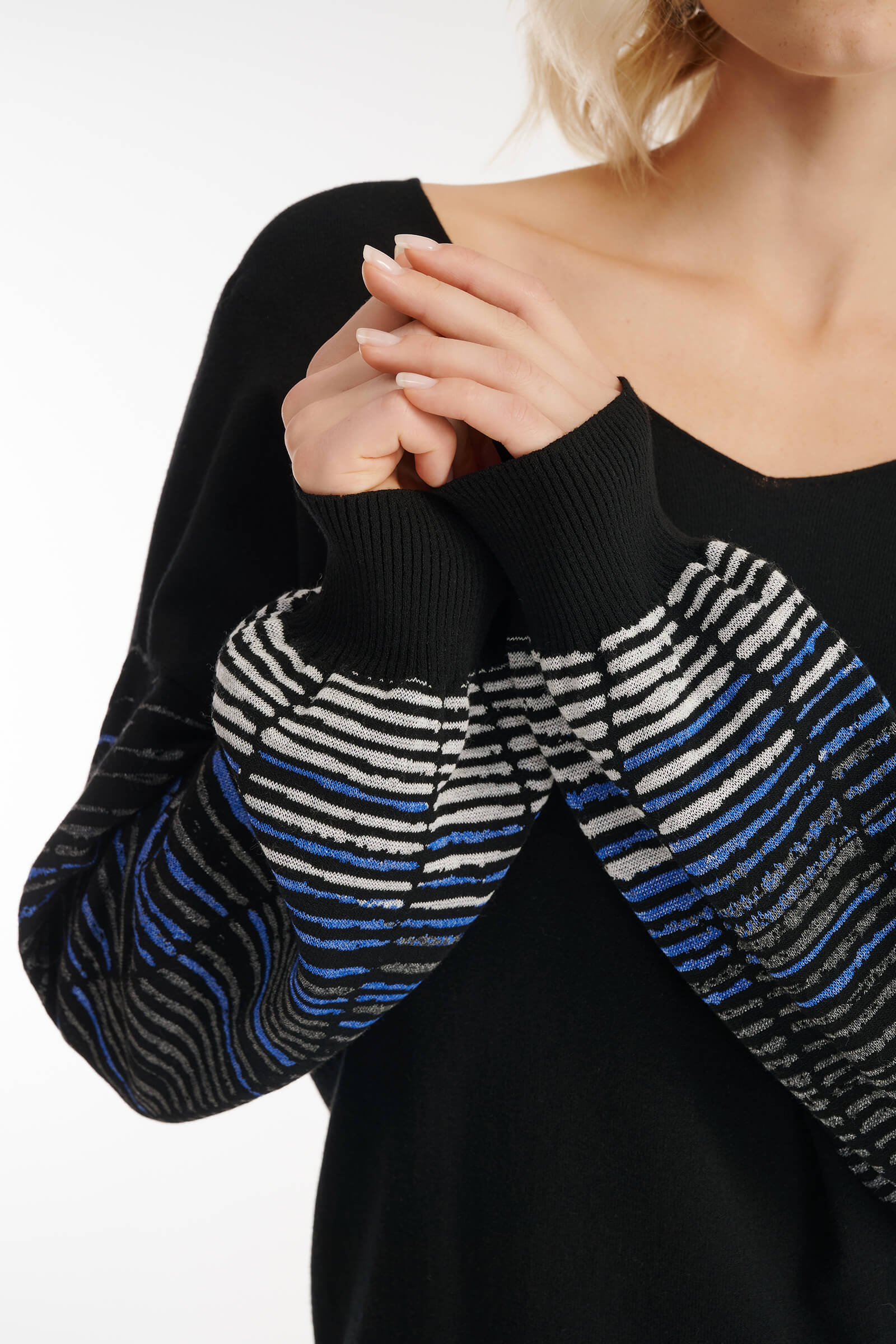 Пуловер с рукавами-фонариками Бренд Sarah Pacini