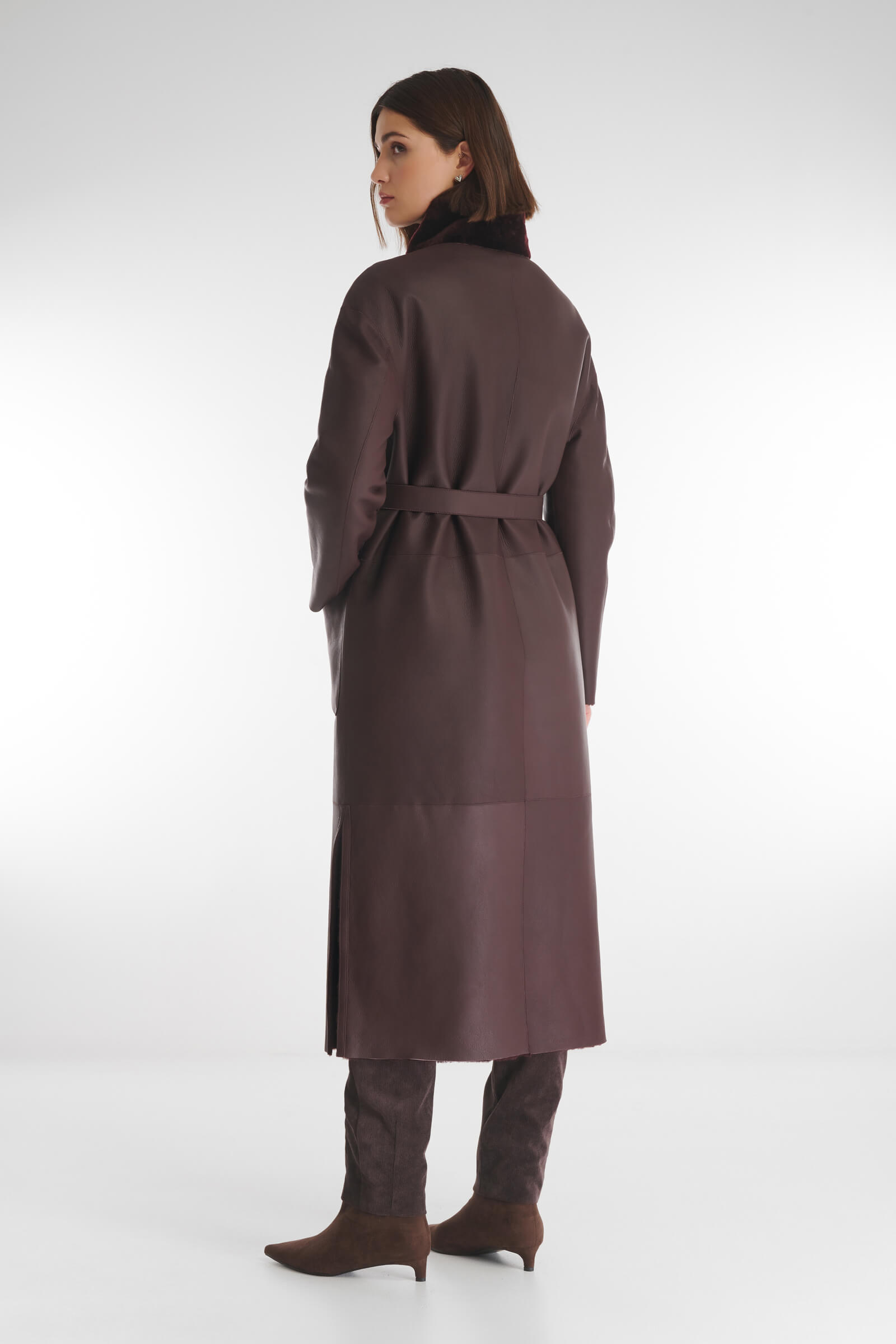 Двусторонняя дубленка с воротником-воронкой Бренд Caterina Leman