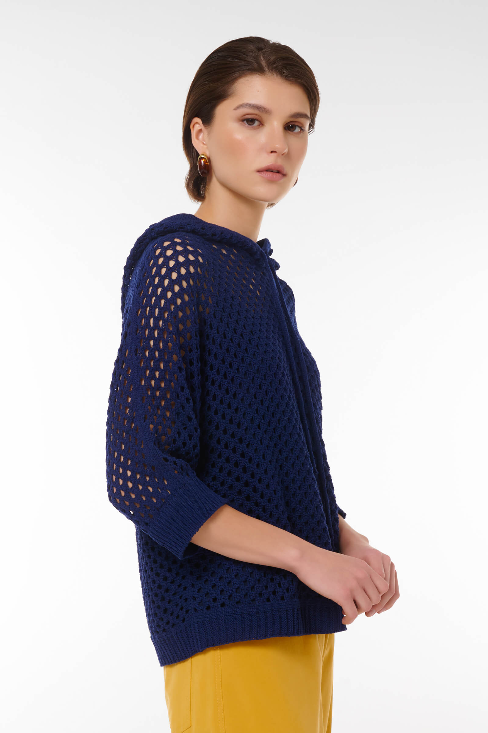 Джемпер с перфорацией Бренд Caterina Leman