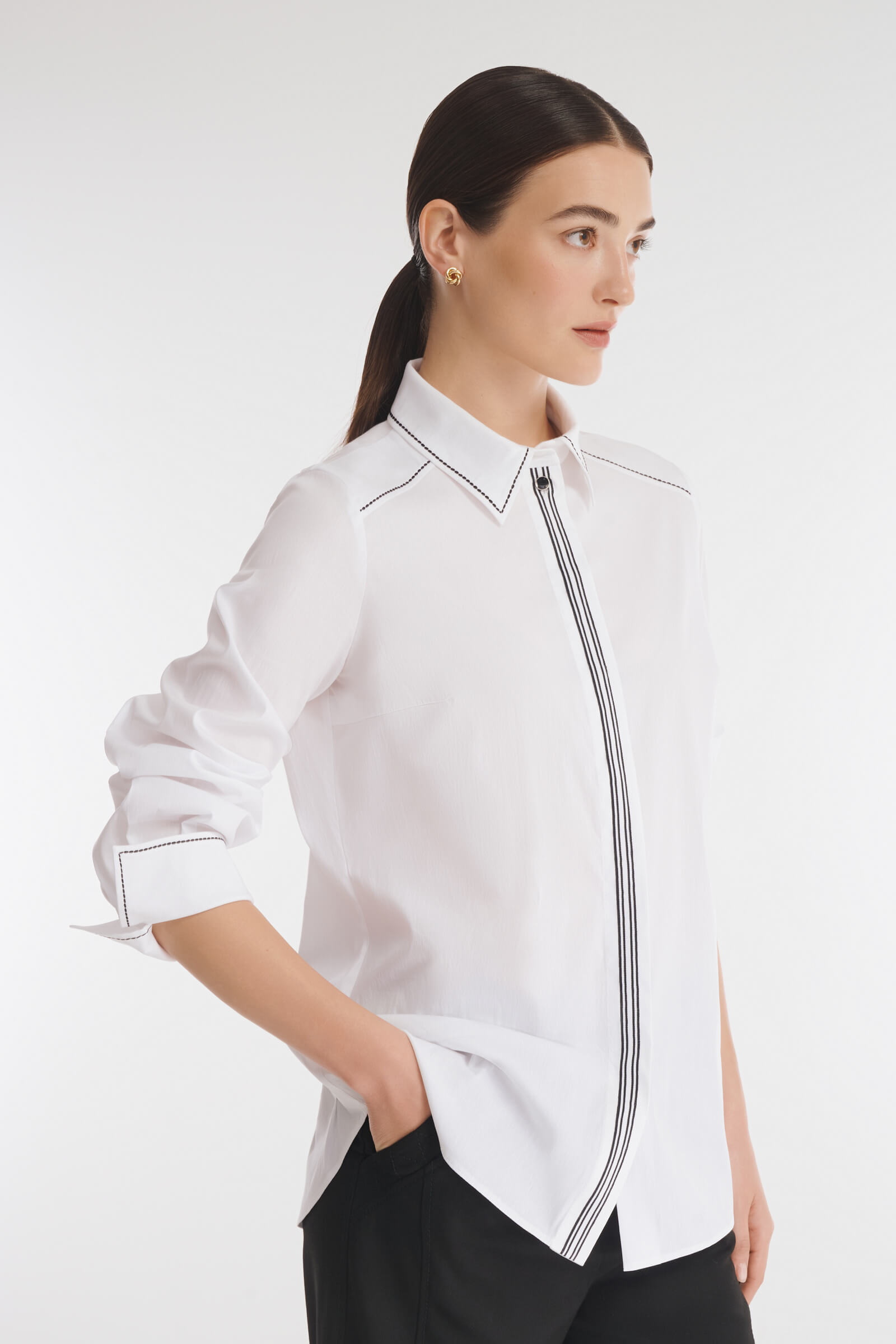 Хлопковая рубашка с контрастной строчкой Бренд Caterina Leman