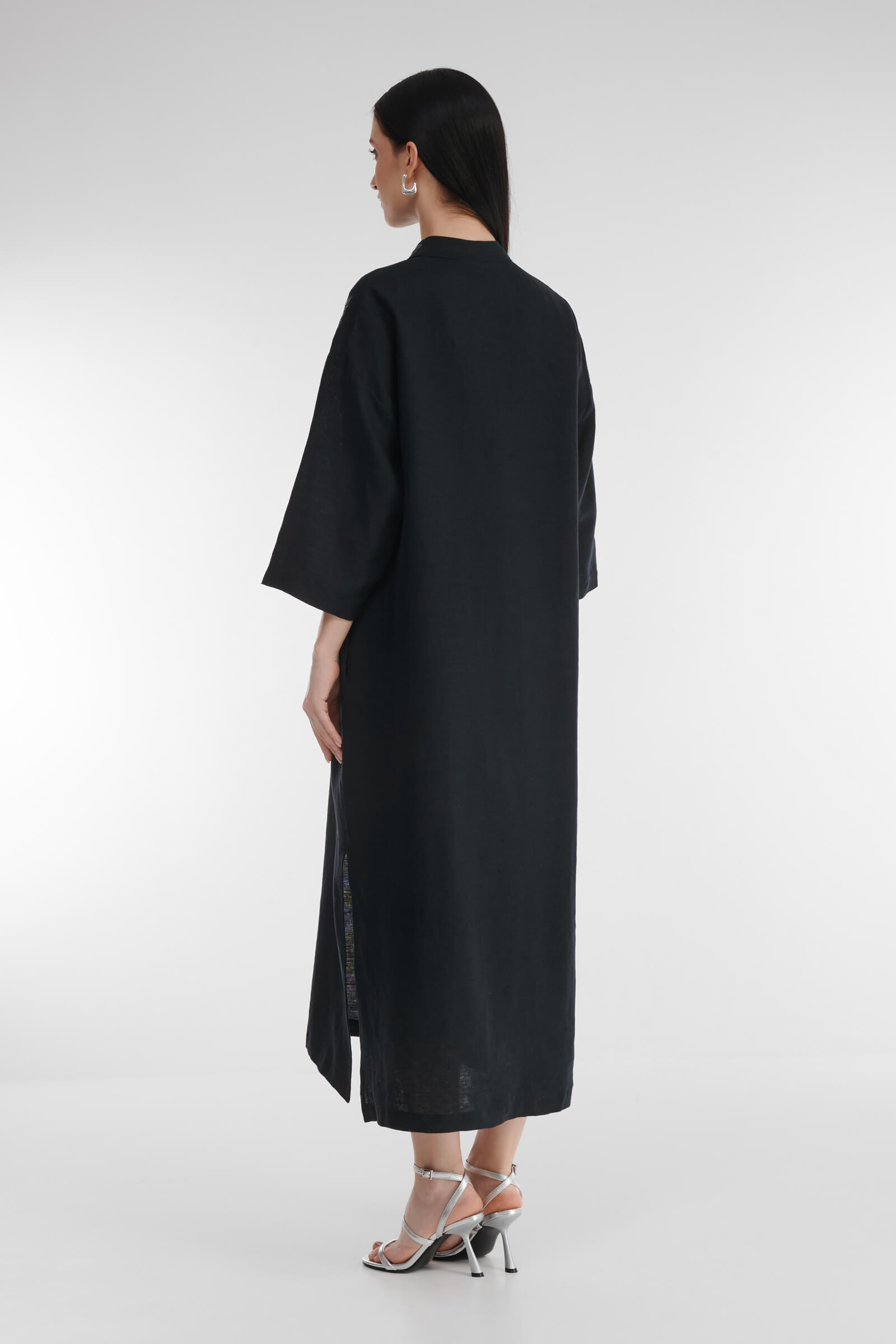 Льняное платье со стразами Бренд Daniela Drei