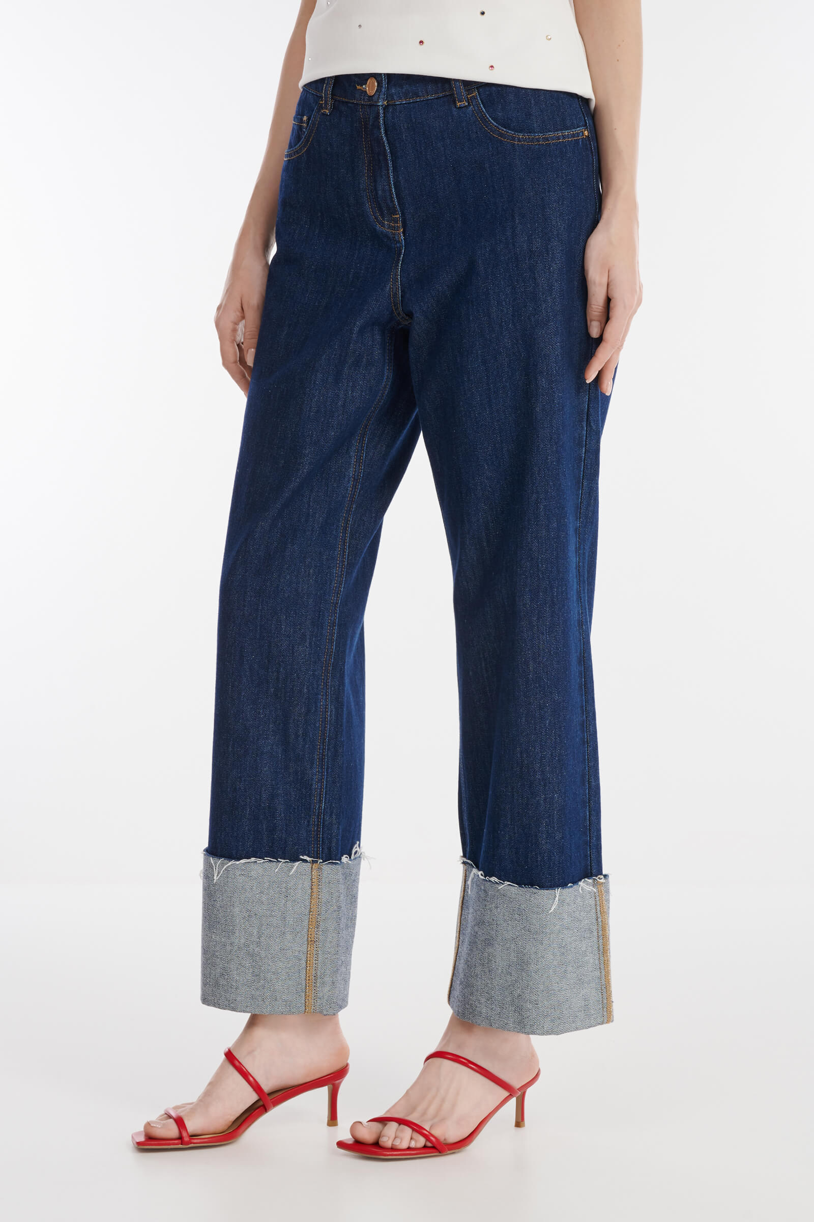 Широкие джинсы с подворотом Бренд Diana Gallesi