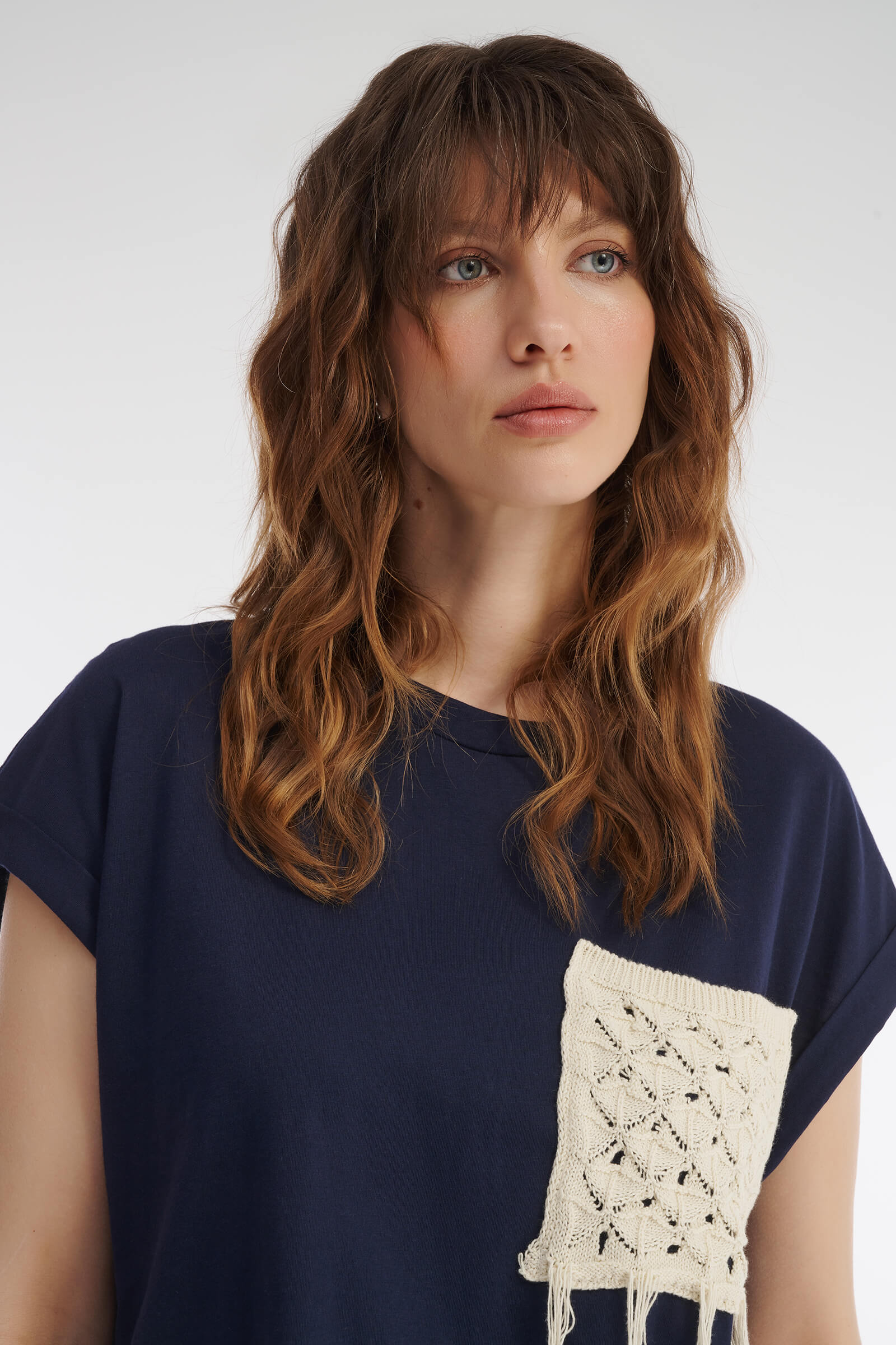 Футболка с декоративным карманом Бренд Caterina Leman