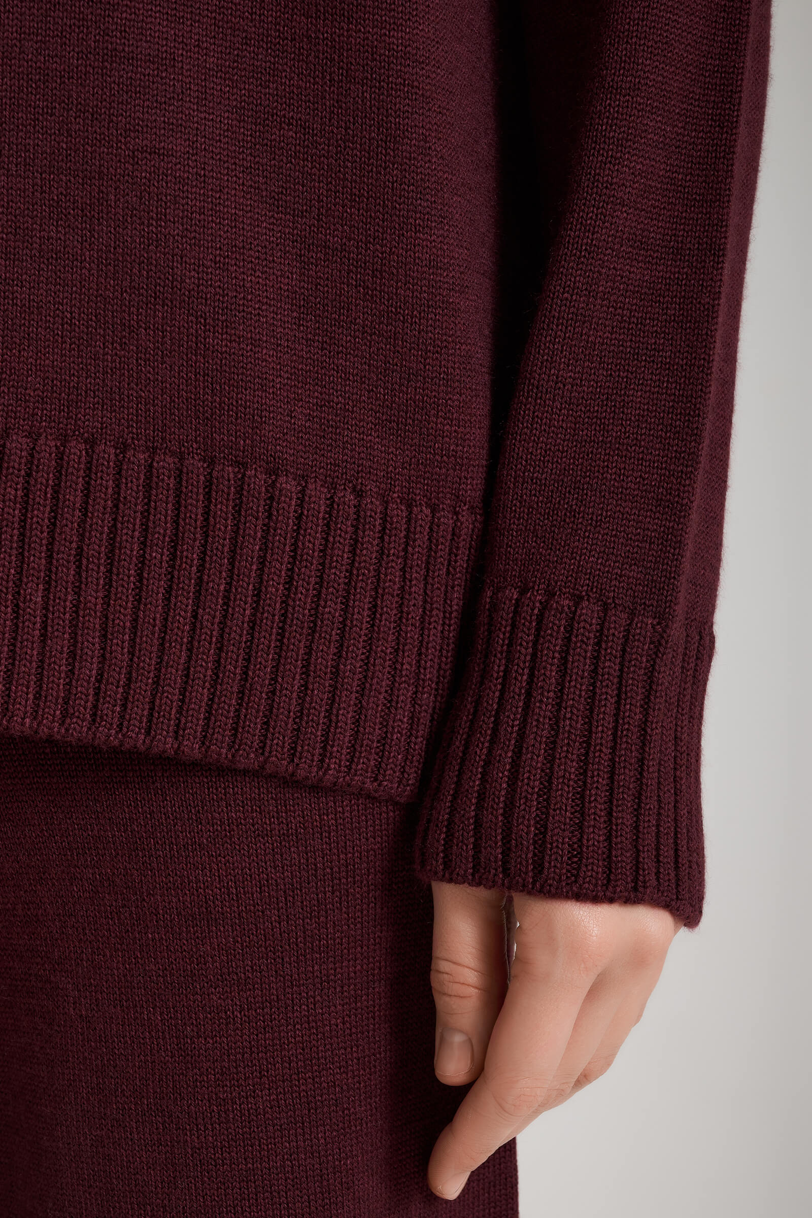 Свитер из 100% шерсти Бренд MM