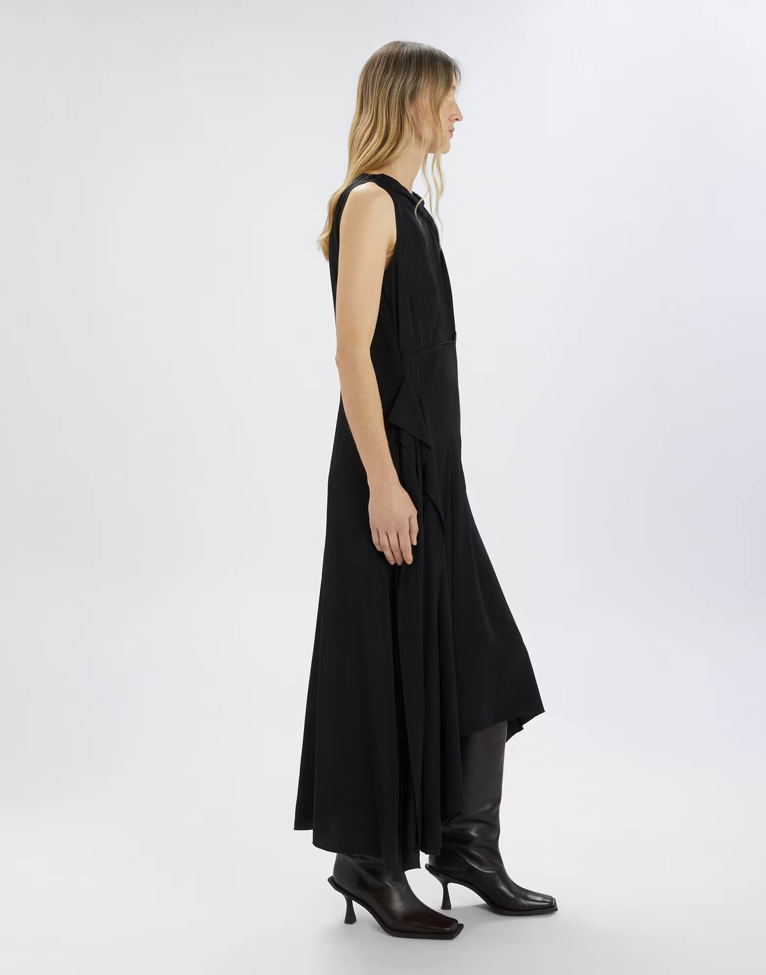 Платье асимметричное с воланами Бренд High