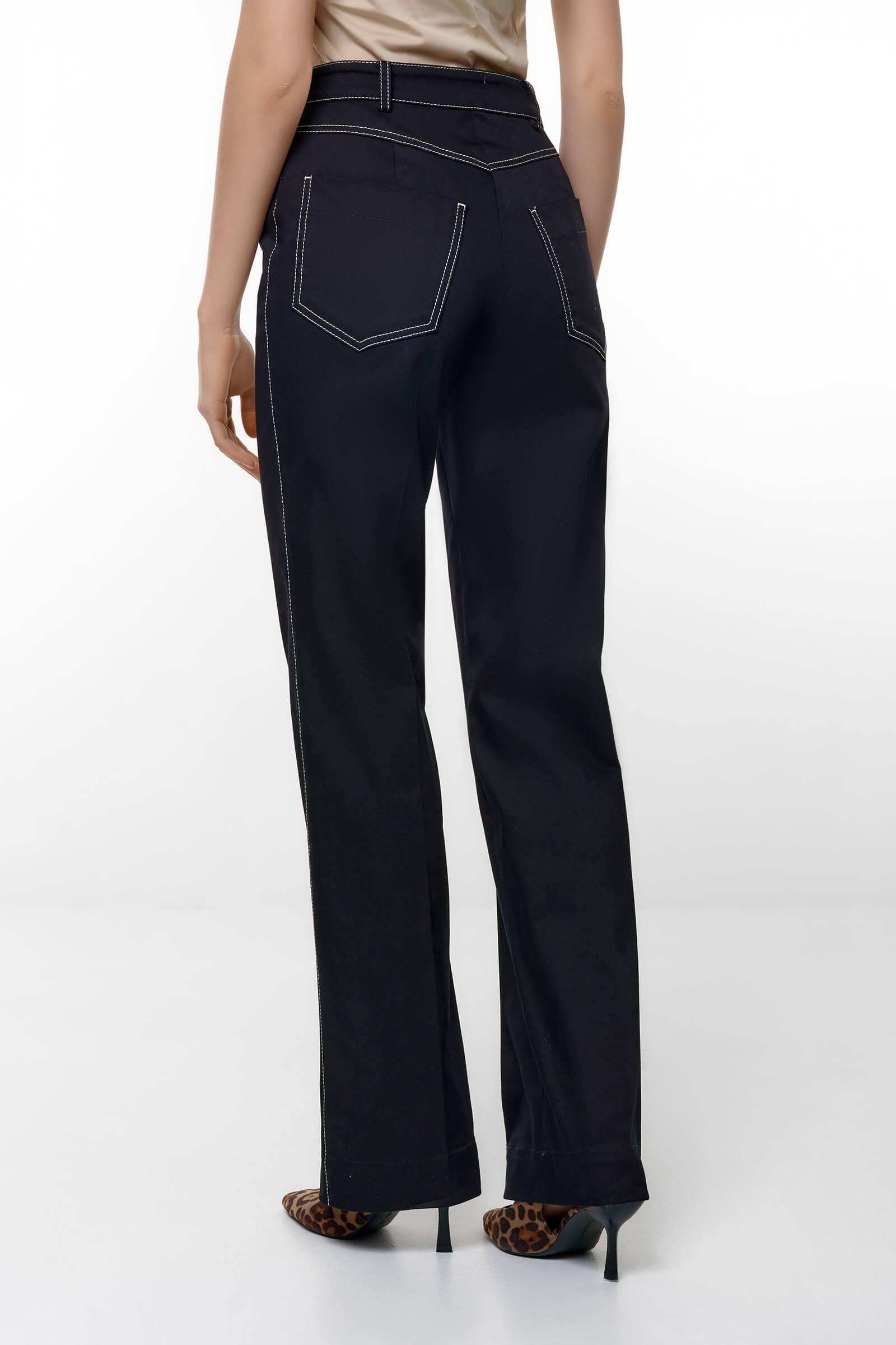 Брюки с контрастной строчкой Бренд Caterina Leman