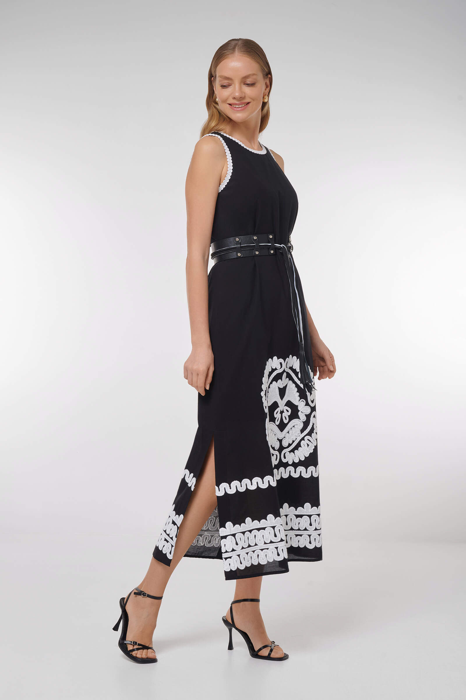 Платье с вышивкой Бренд Caterina Leman