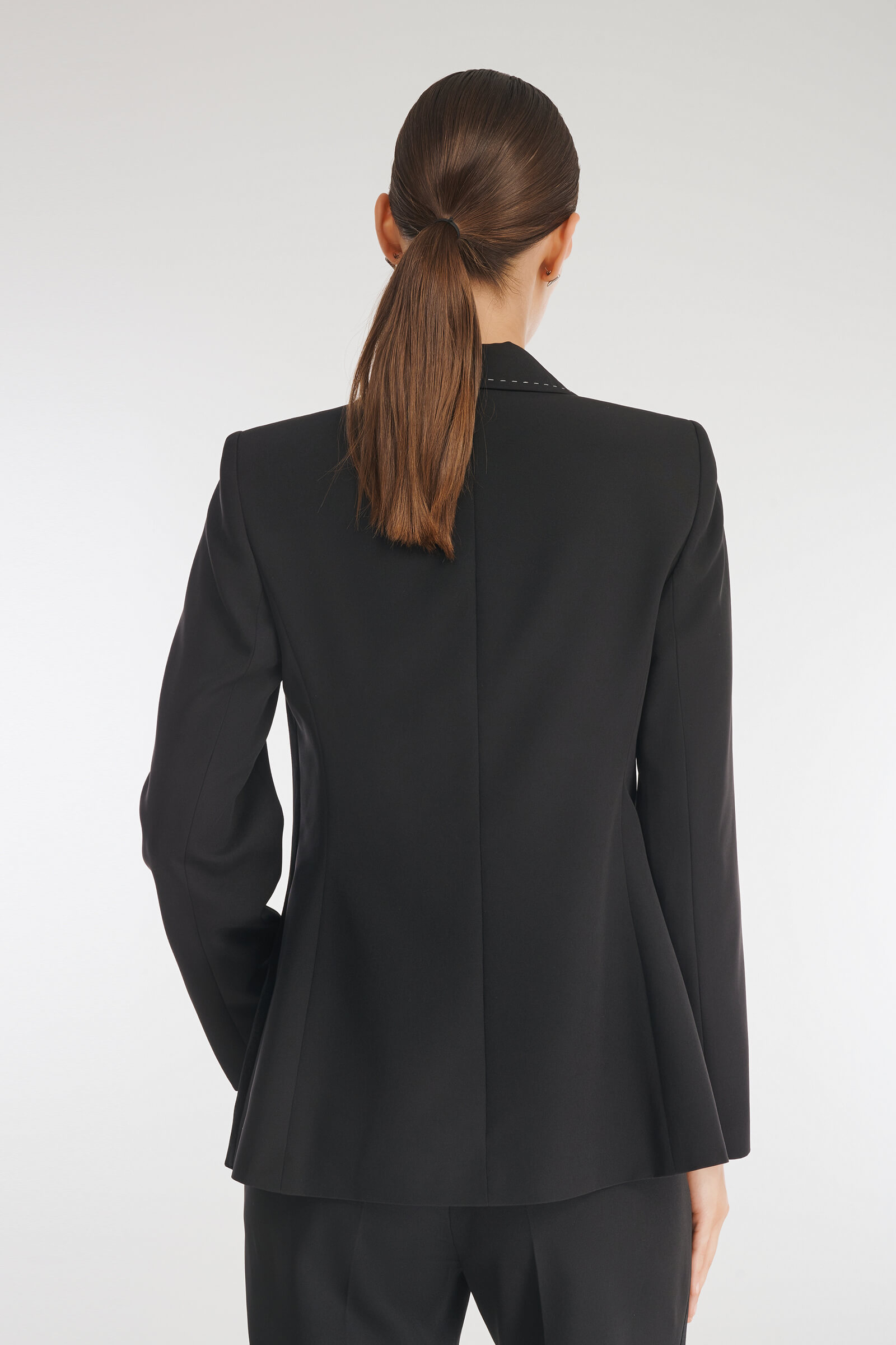 Однобортный пиджак с декоративными вставками Бренд Caterina Leman