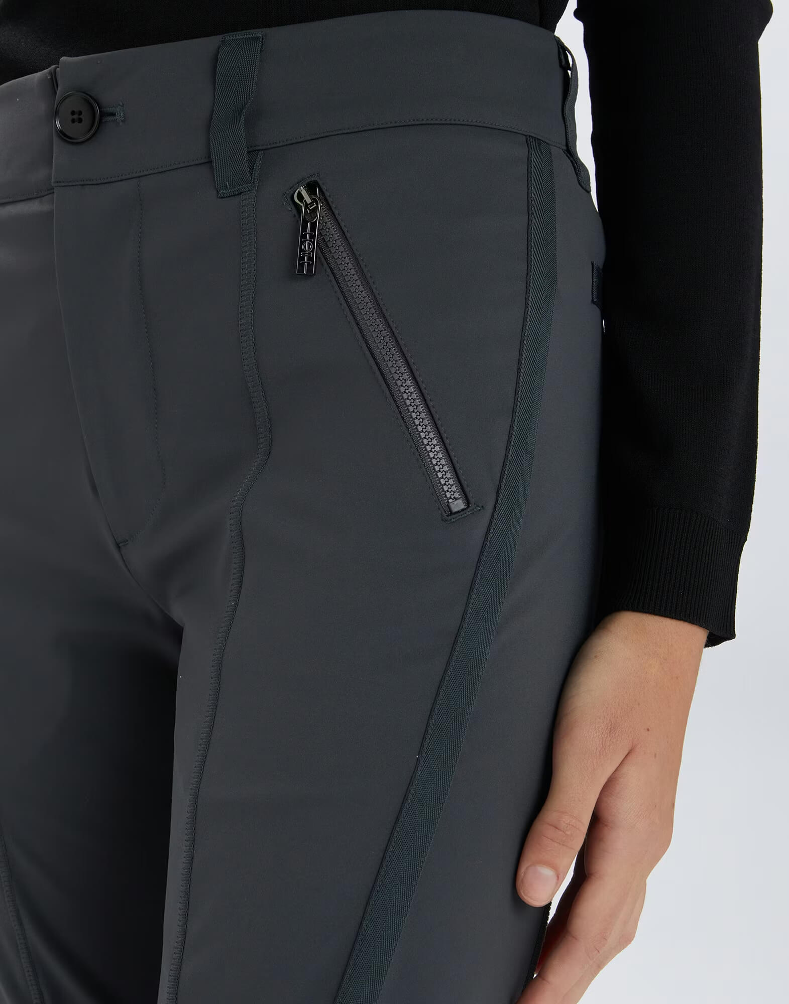 Брюки зауженные Бренд High