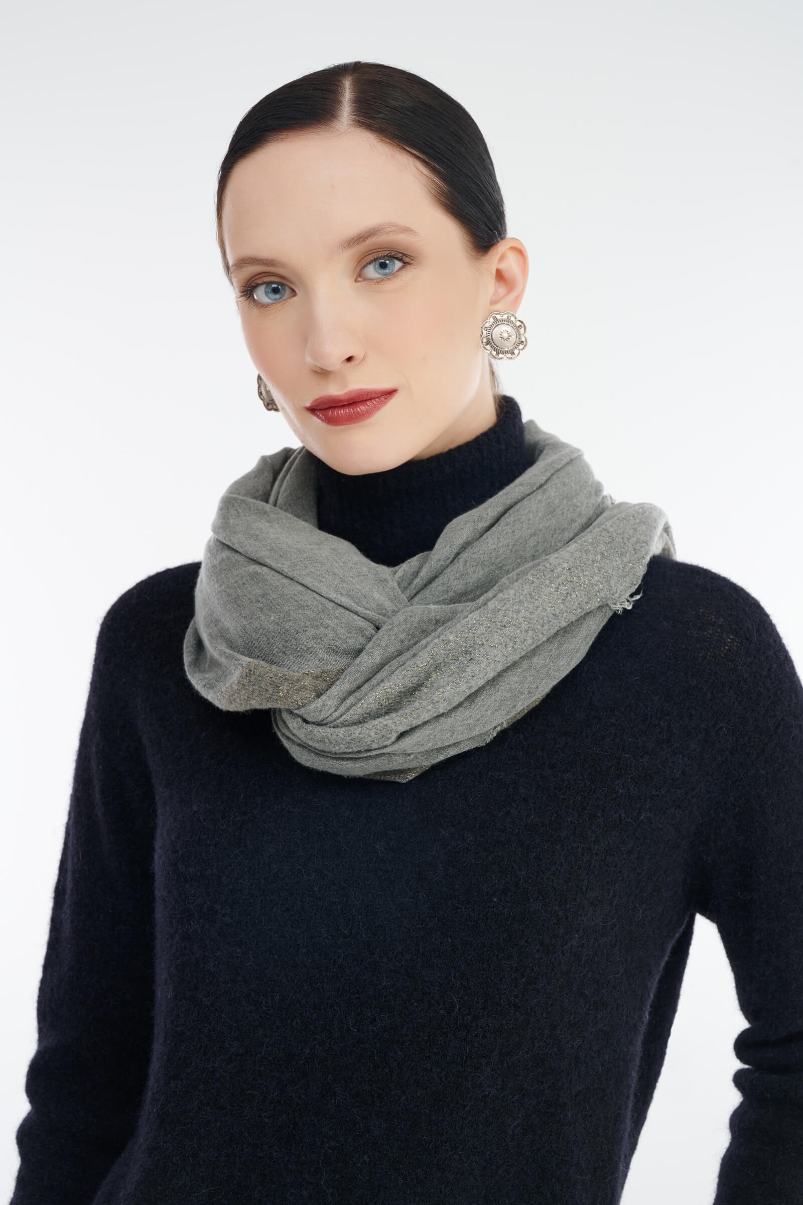 Платок с добавлением шерсти Бренд Sarah Pacini