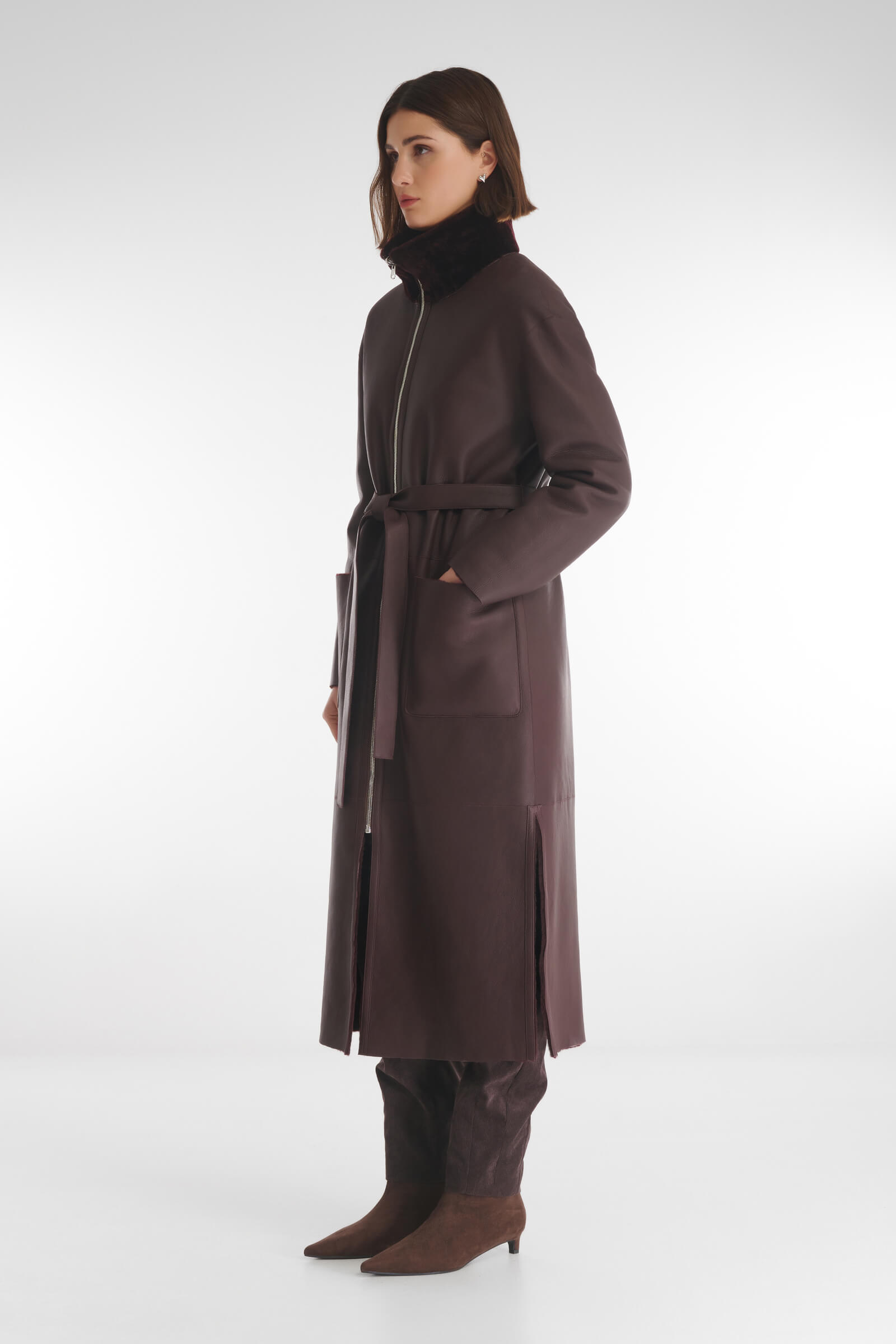 Двусторонняя дубленка с воротником-воронкой Бренд Caterina Leman