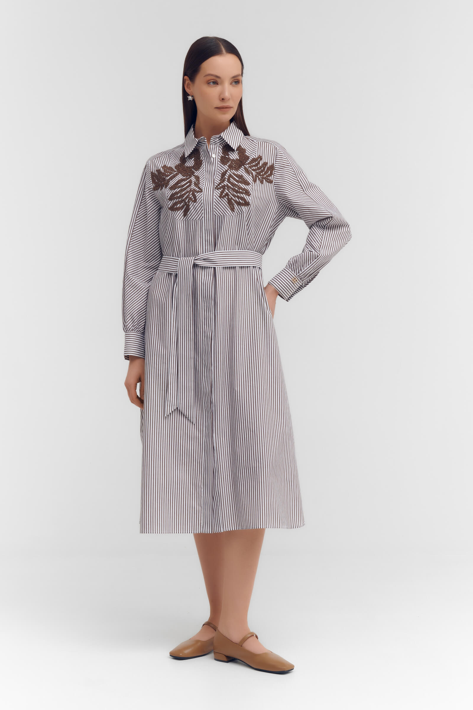 Платье с вышивкой Бренд Daniela Drei