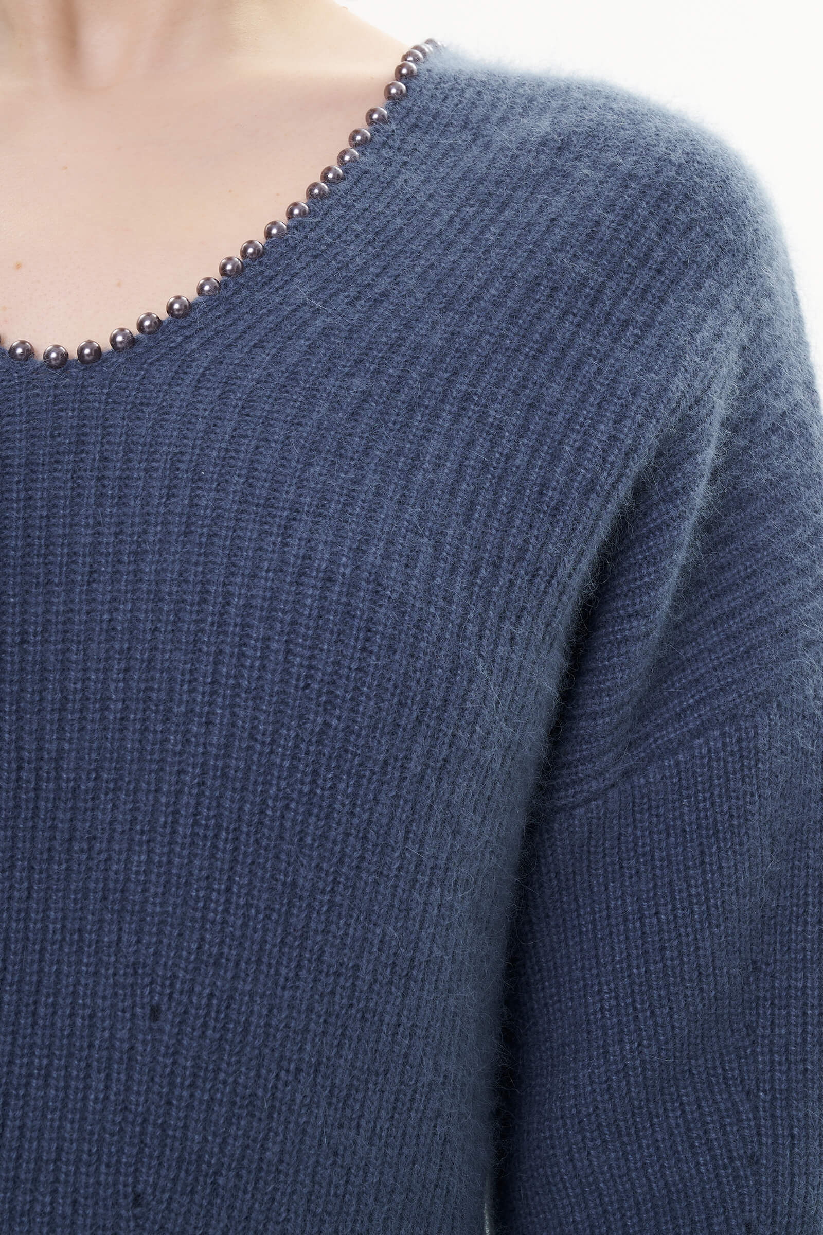 Джемпер с бусинами Бренд Diana Gallesi