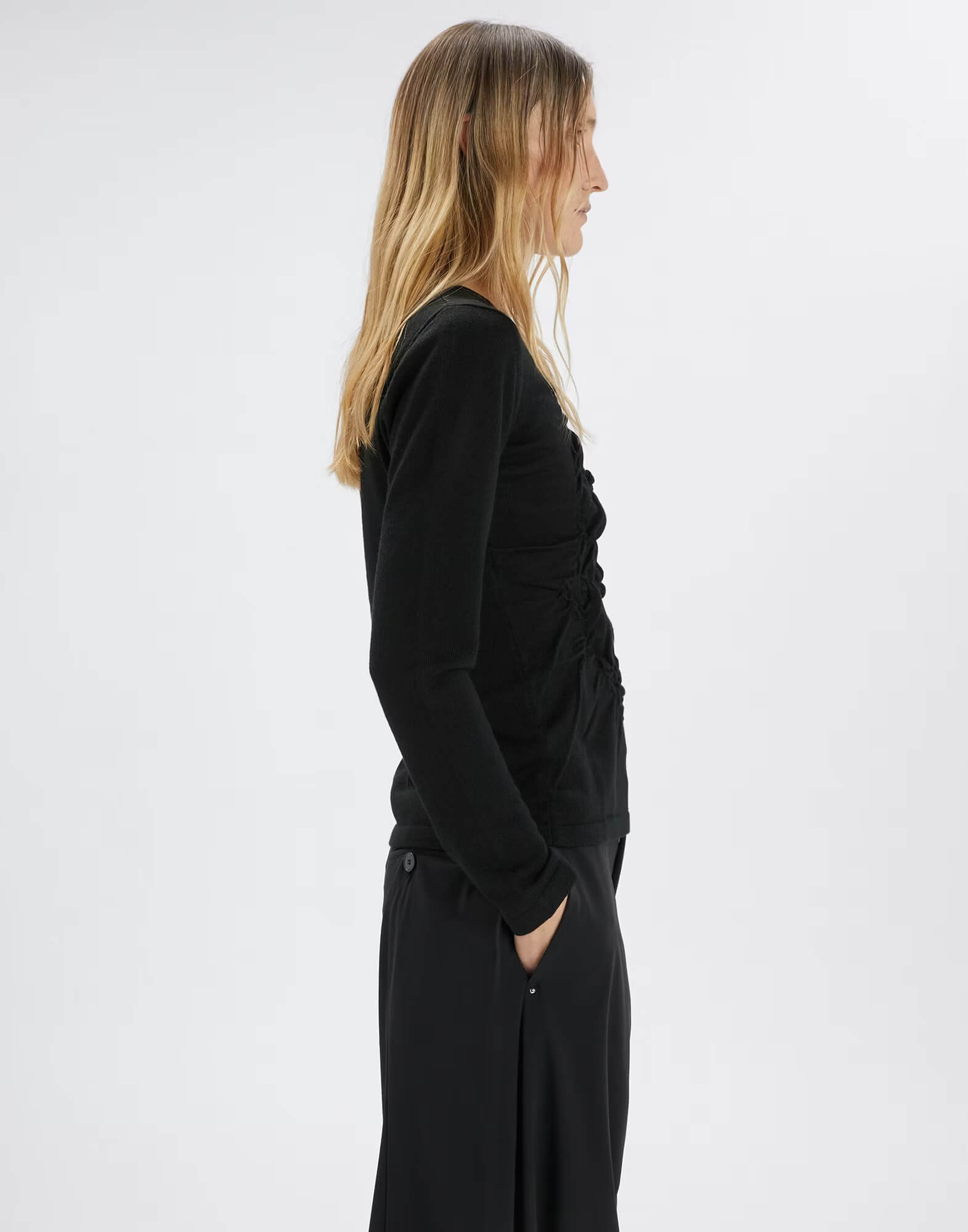 Джемпер со сборками Бренд High