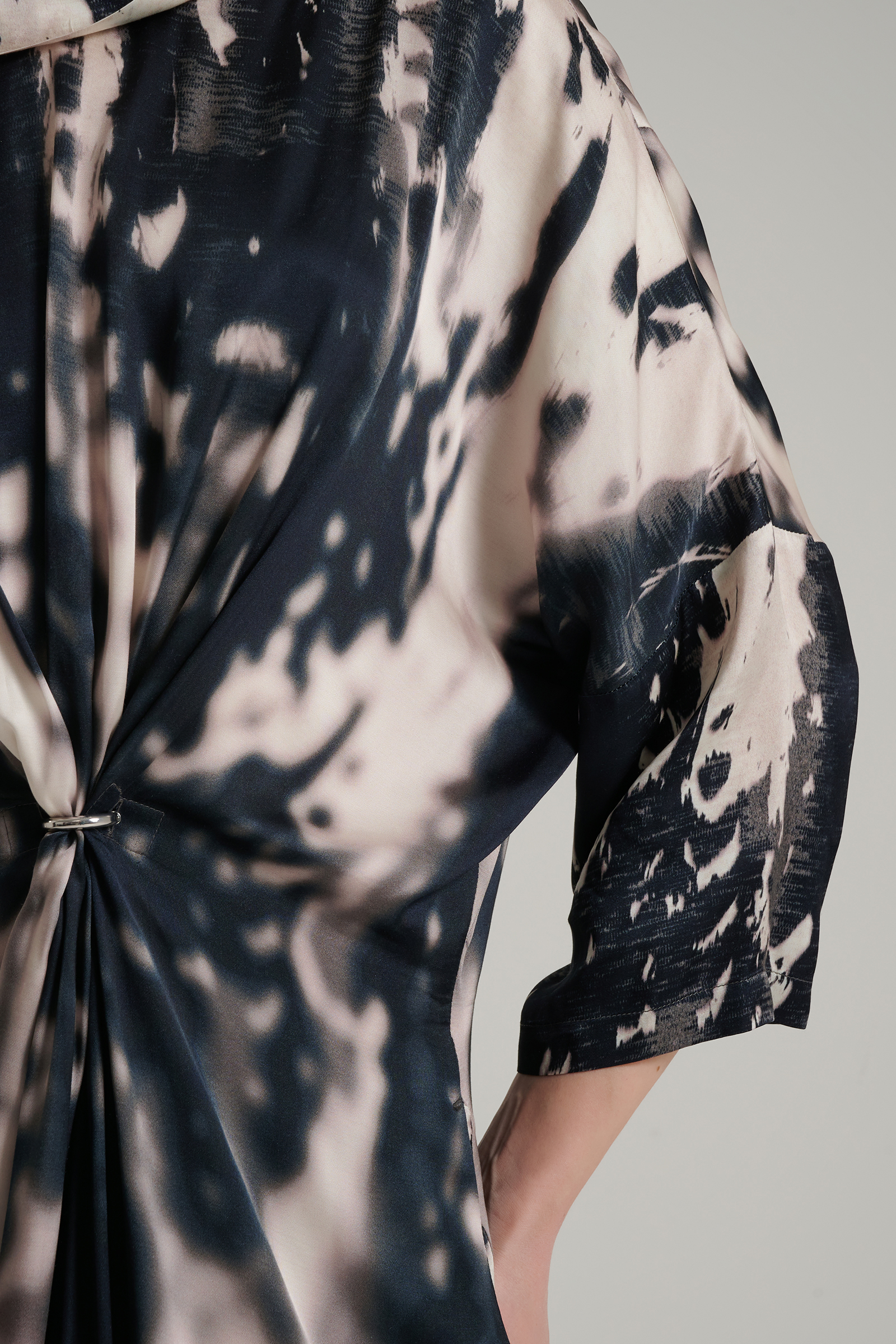 Платье с эффектом тай-дай Бренд High