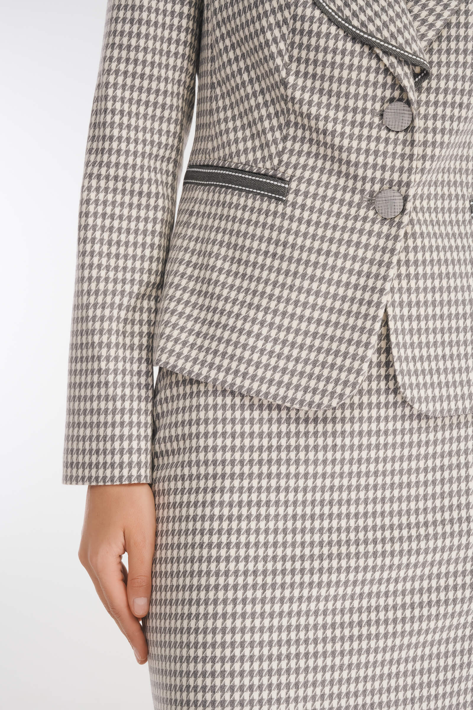 Жакет с декоративным воланом Бренд Caterina Leman