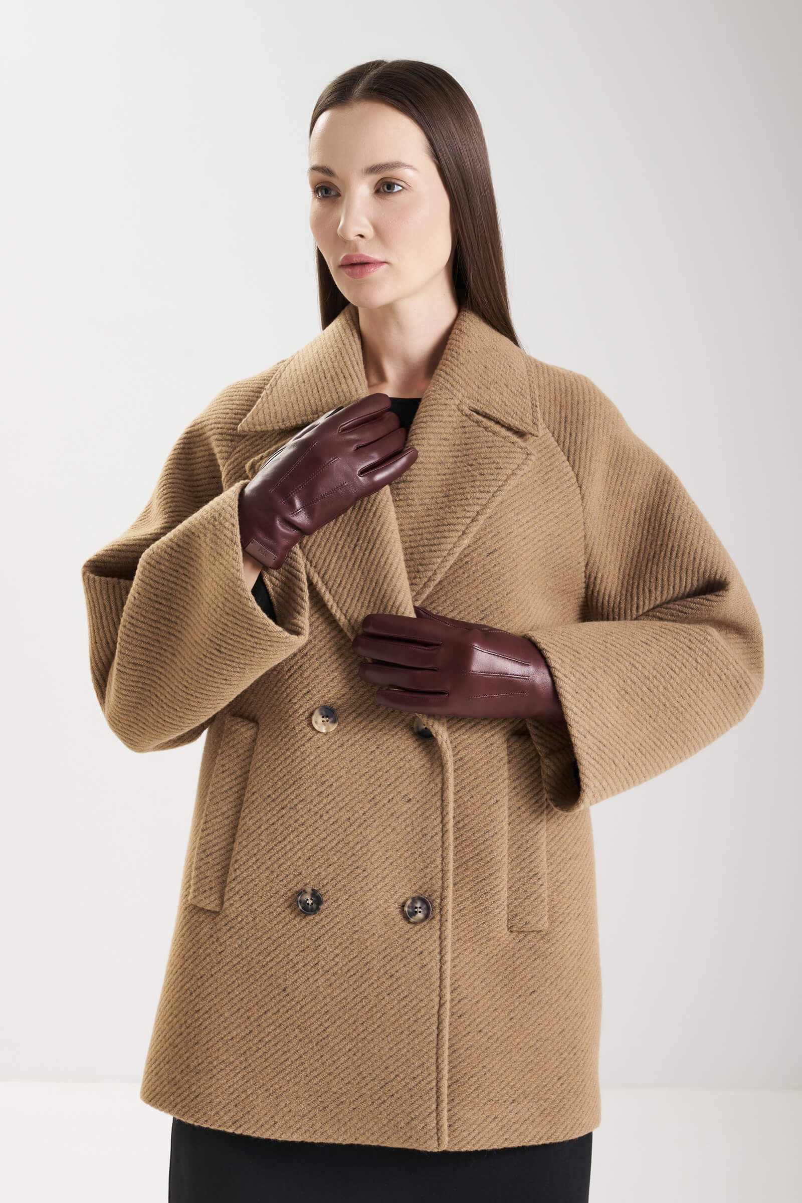 Перчатки из натуральной кожи Бренд MM