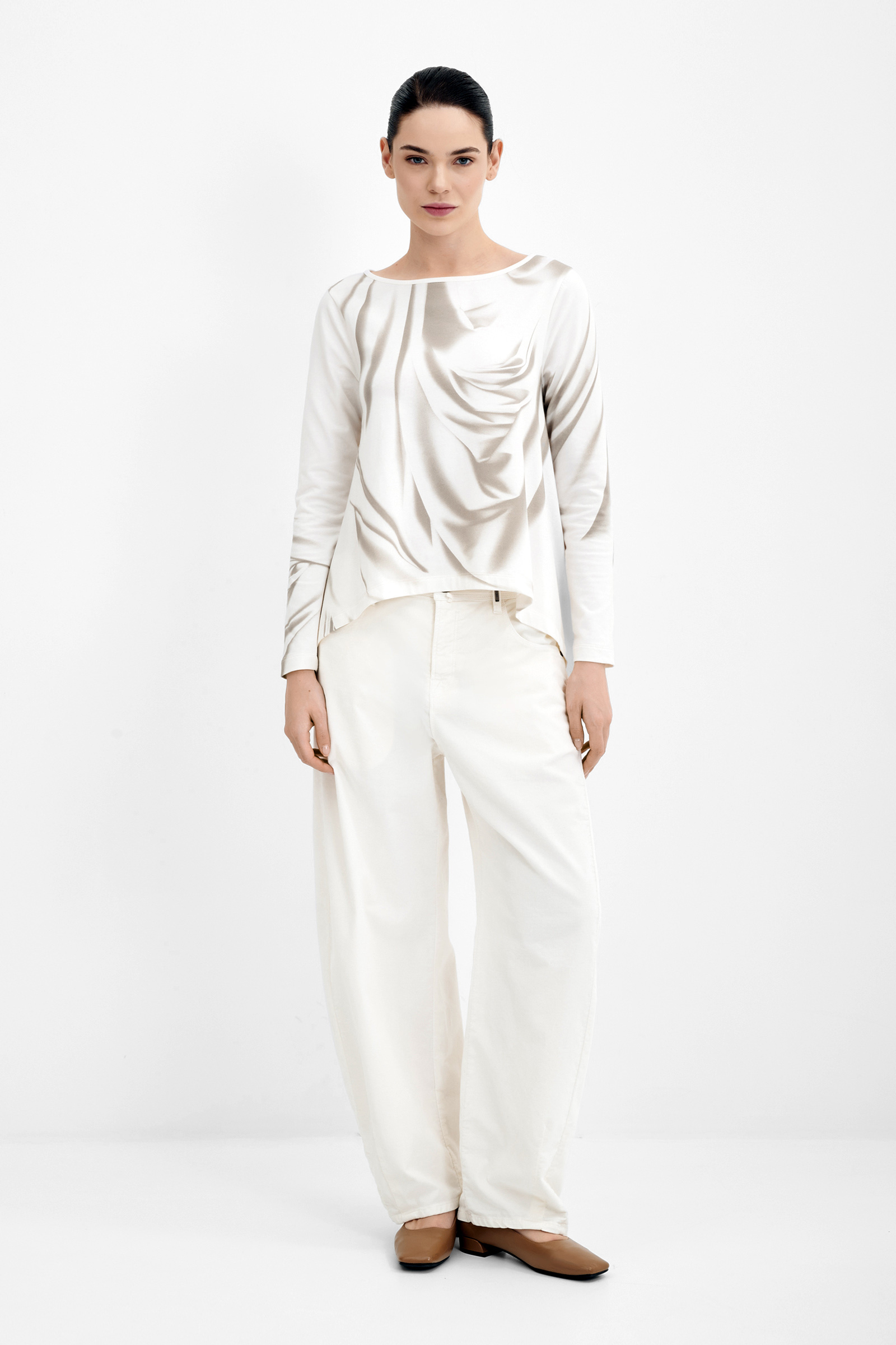 Лонгслив с асимметричным кроем Бренд High