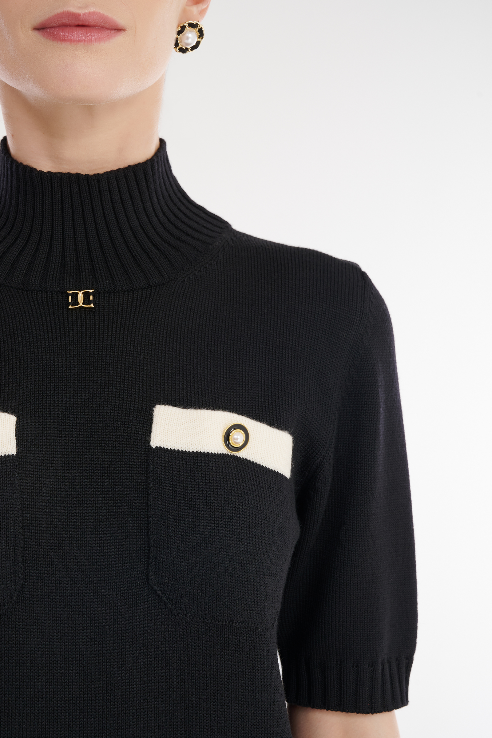 Джемпер с коротким рукавом Бренд Daniela Drei