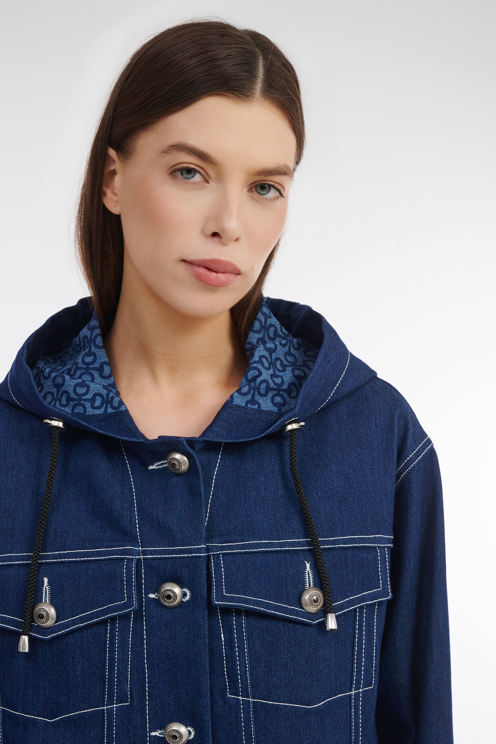 Джинсовая куртка на пуговицах Бренд Caterina Leman