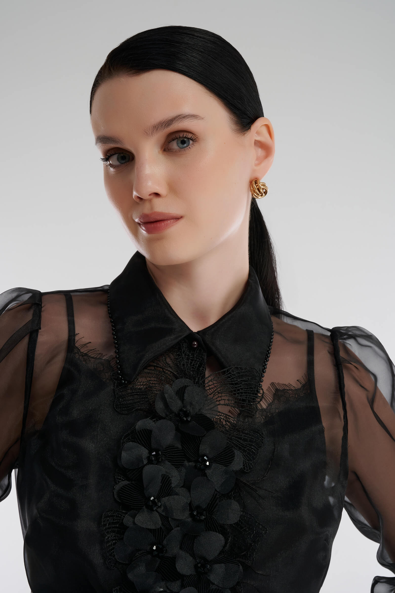 Прозрачная рубашка с объемным декором Бренд Caterina Leman