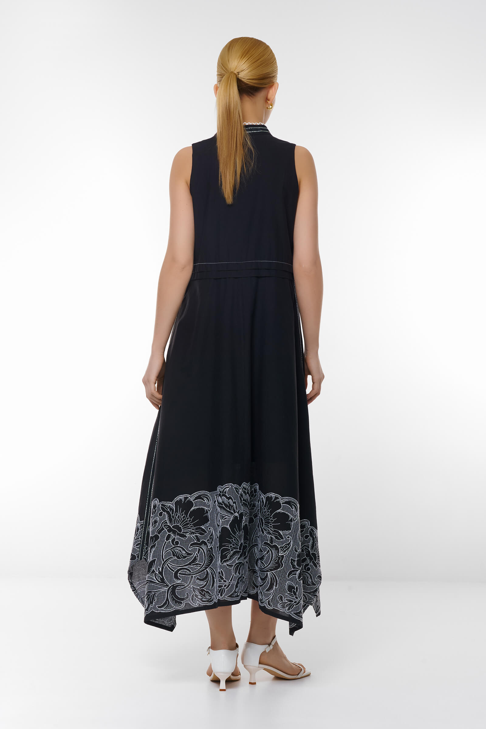 Платье с цветочной вышивкой Бренд Caterina Leman