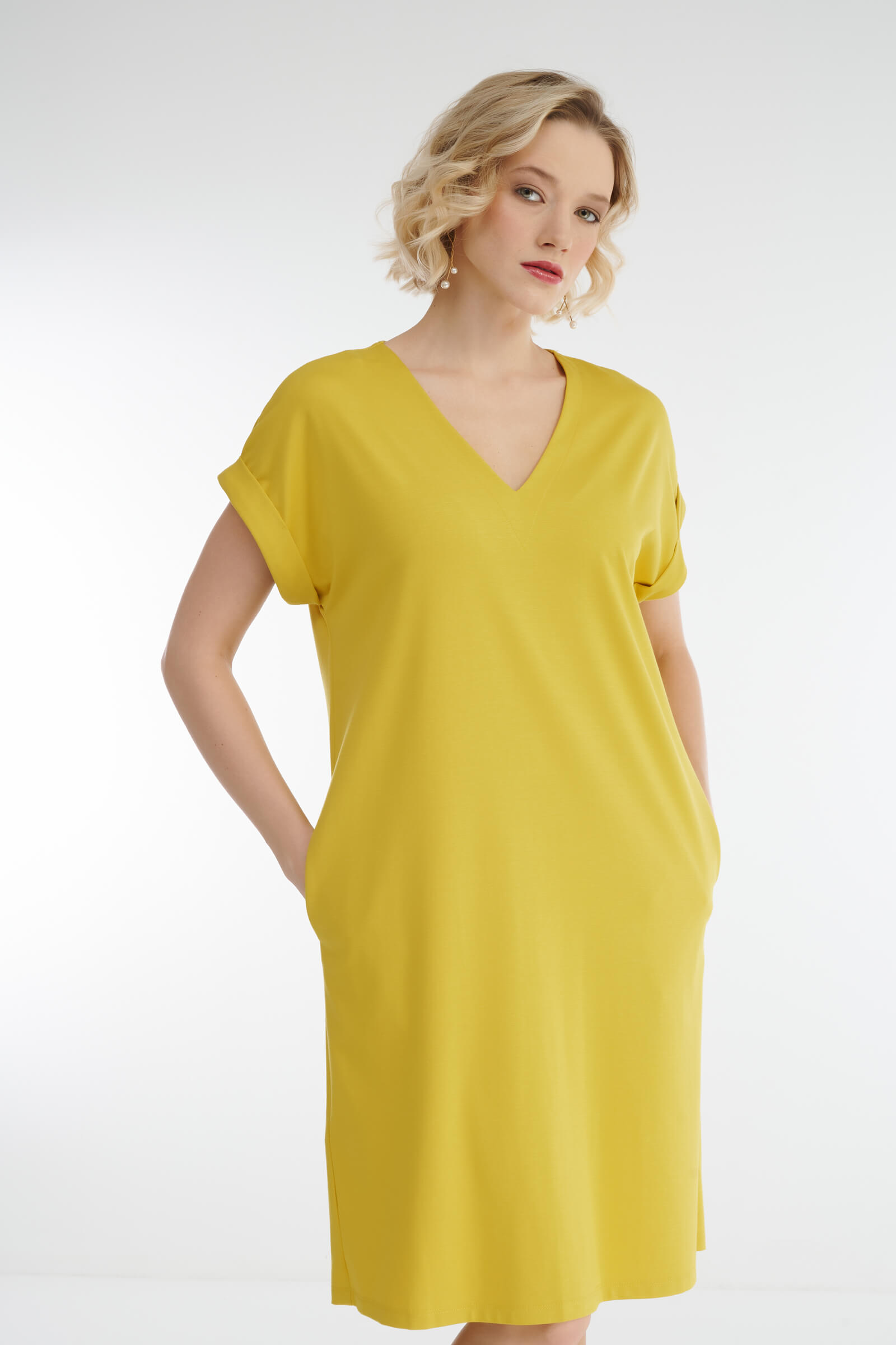 Трикотажное платье с коротким рукавом Бренд Diana Gallesi