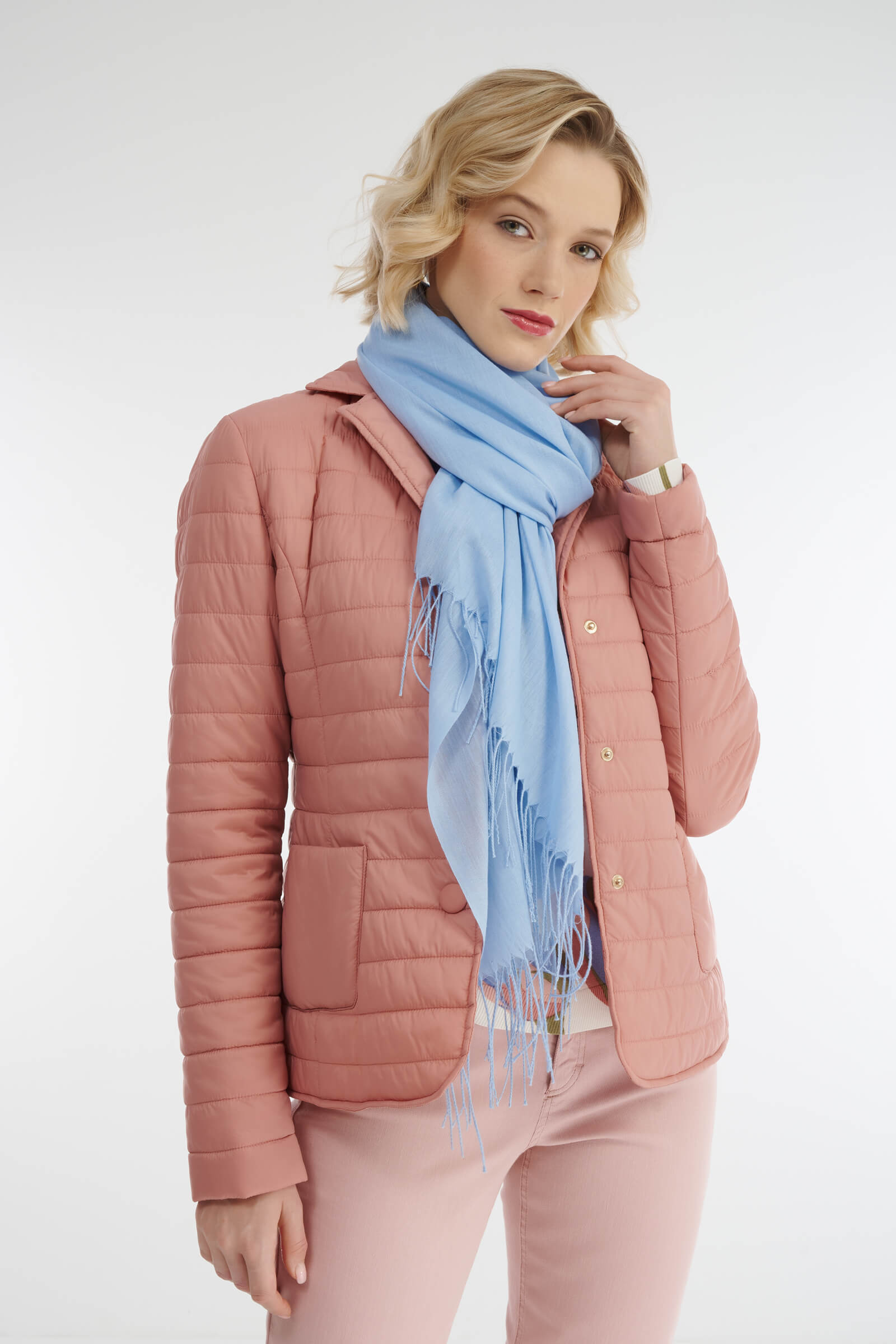 Палантин с бахромой Бренд Diana Gallesi