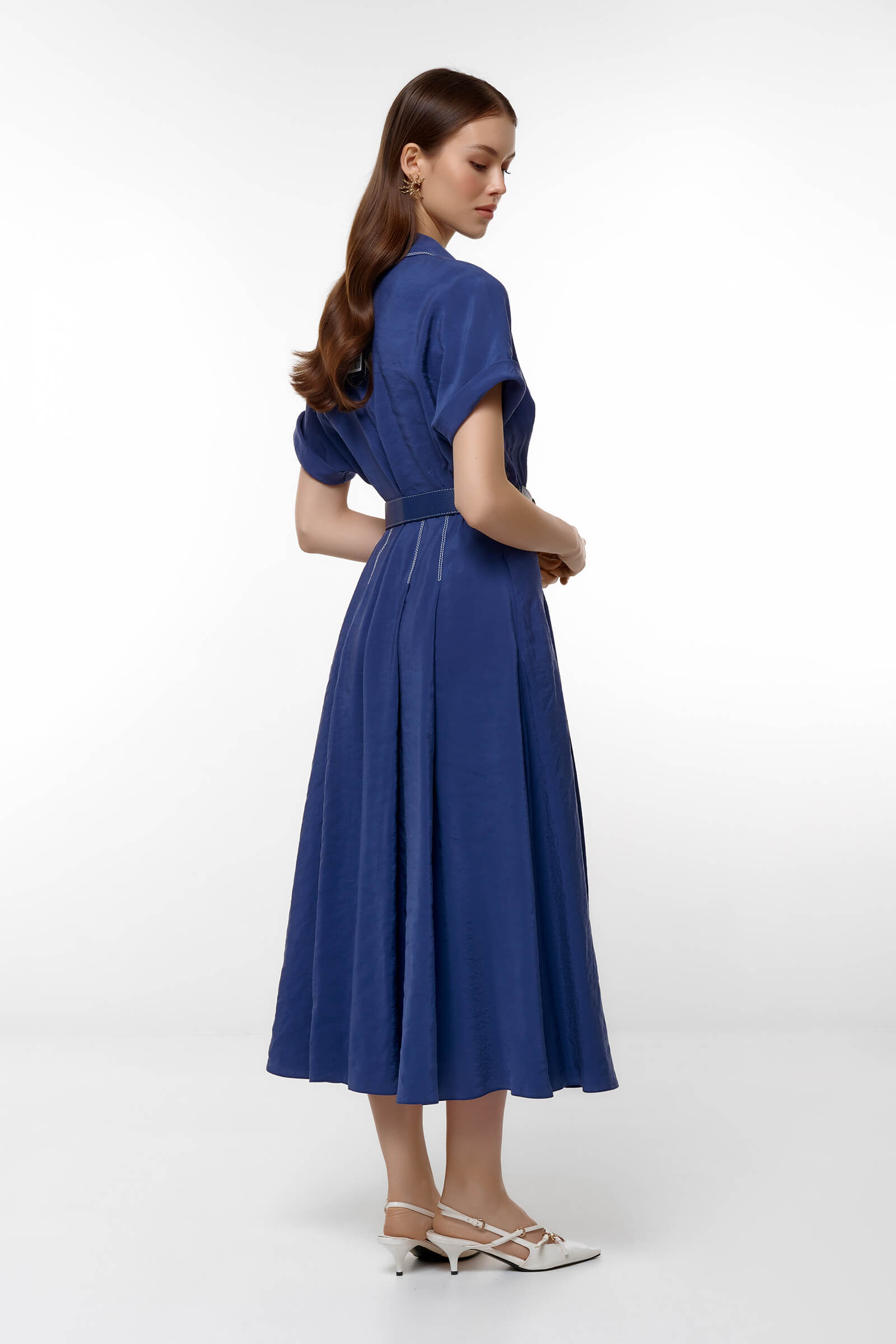 Платье с контрастной строчкой и поясом Бренд Caterina Leman