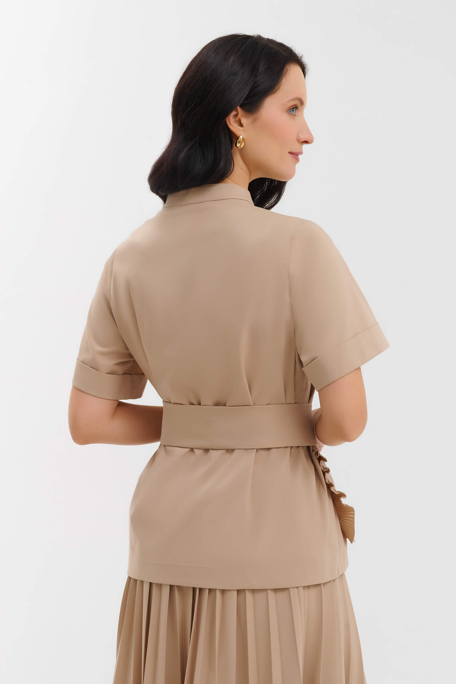 Блузка с поясом и оборками Бренд Milva Mi