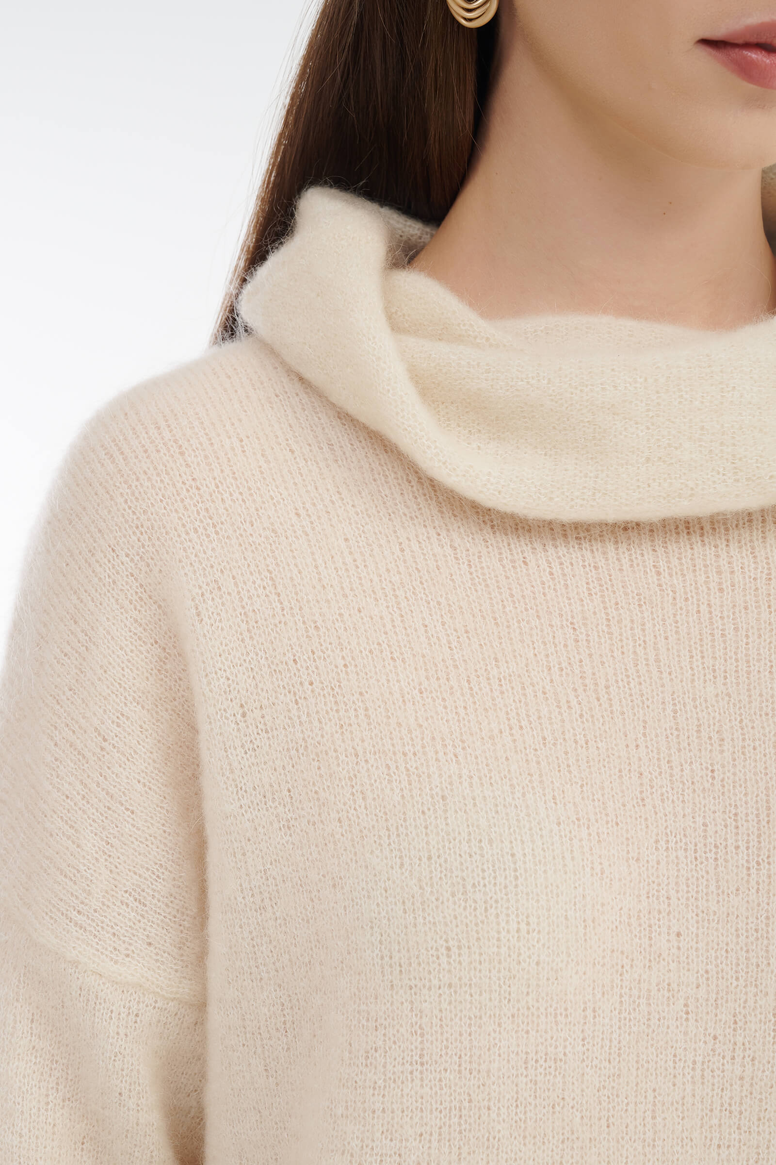 Шерстяной свитер Бренд Sarah Pacini