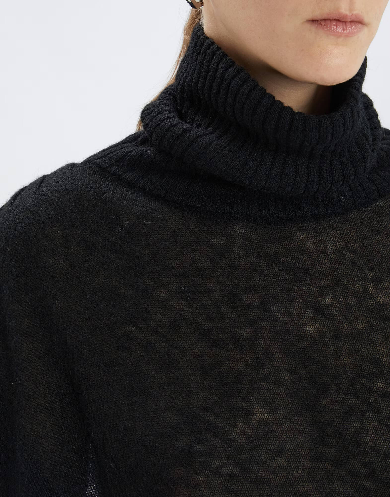 Асимметричная водолазка Бренд High