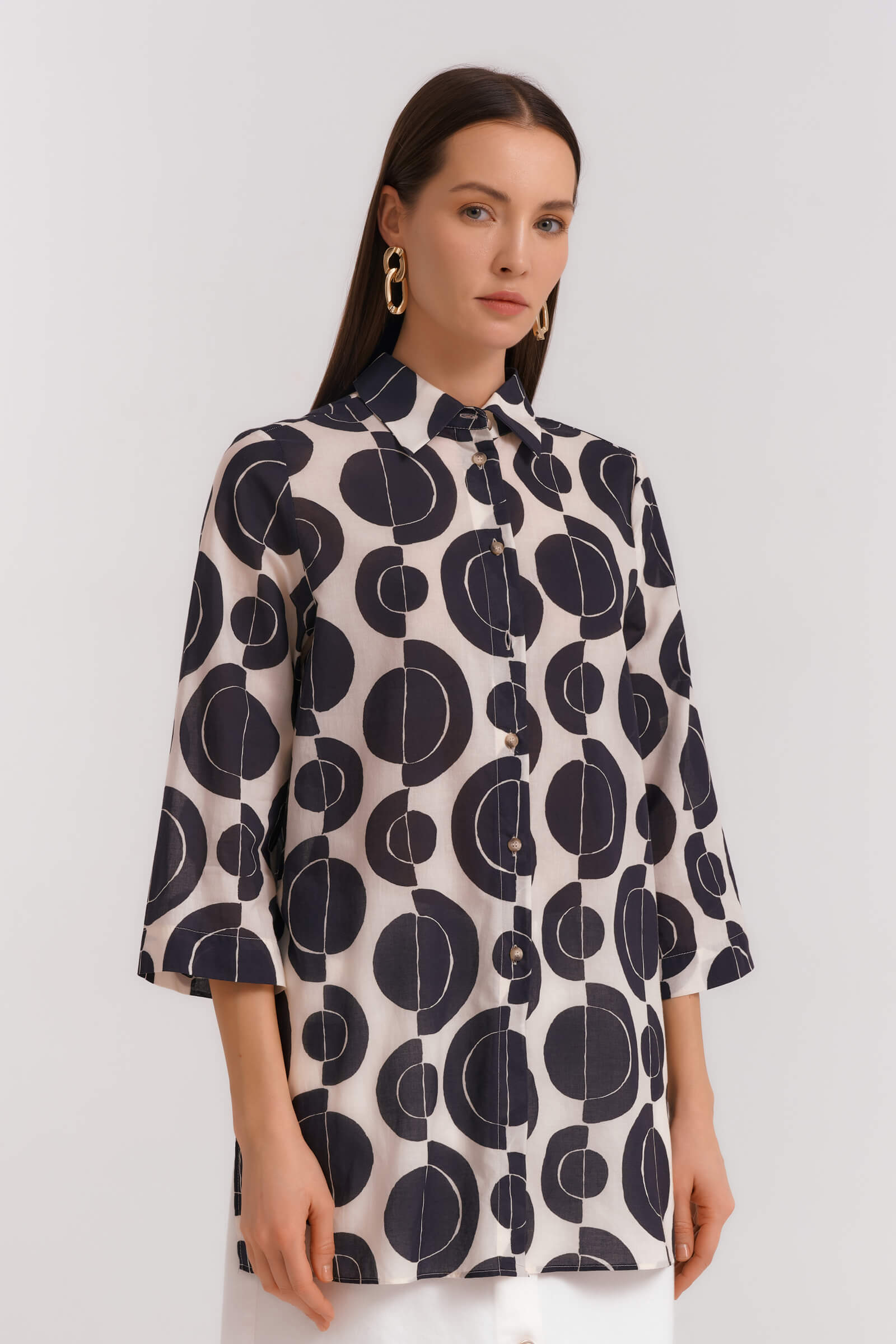 Рубашка с растительным принтом Бренд Diana Gallesi