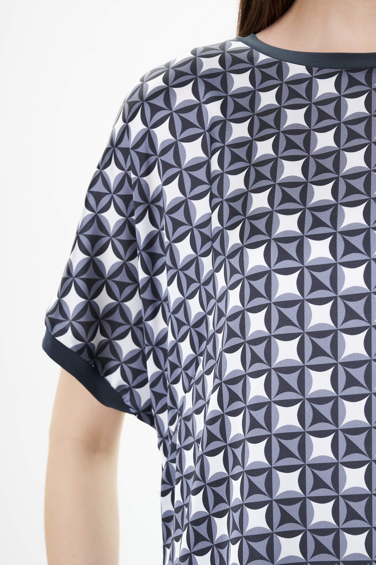 Блузка с коротким рукавом Бренд Luisa Viola