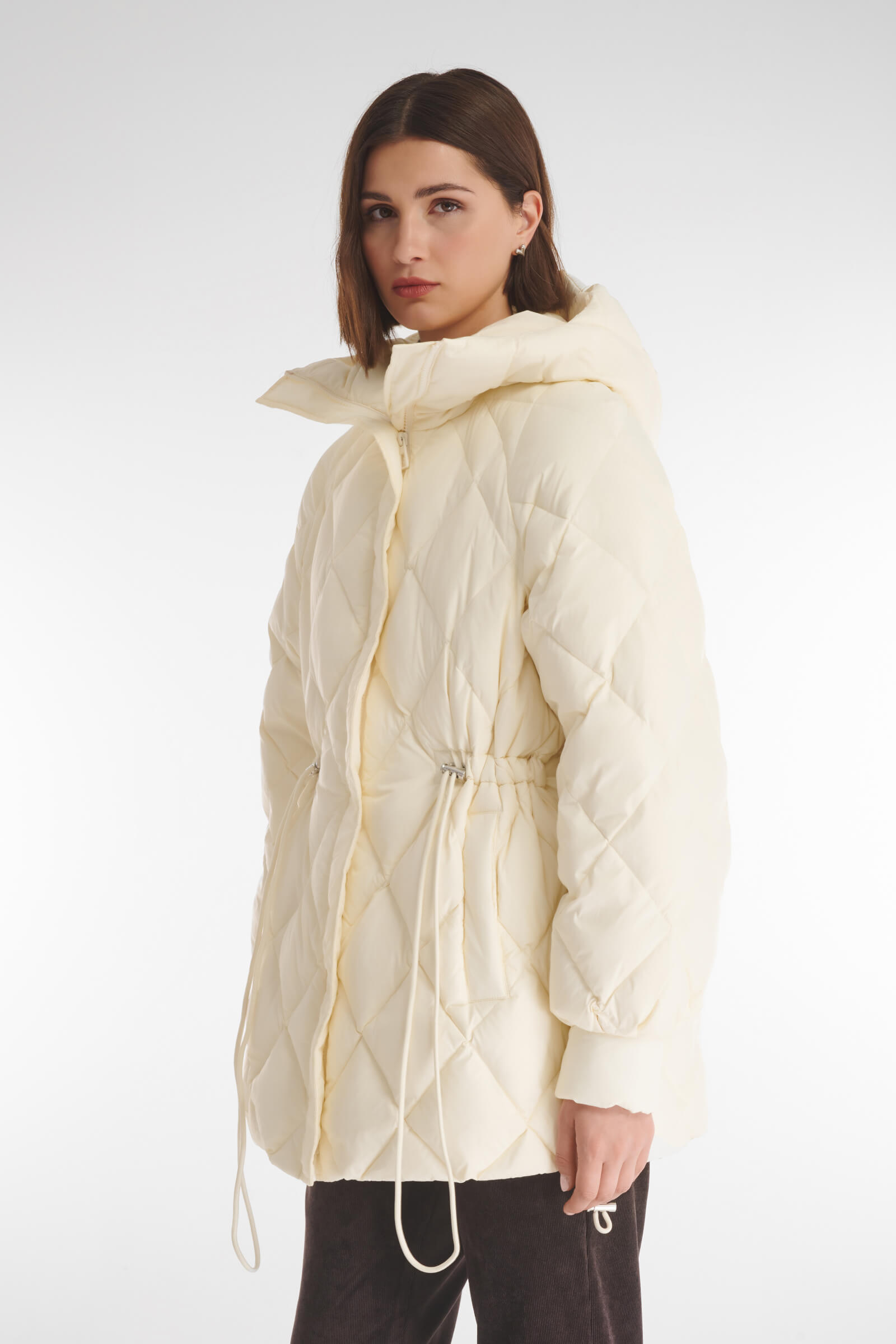 Стеганая куртка с капюшоном-трансформером Бренд Caterina Leman